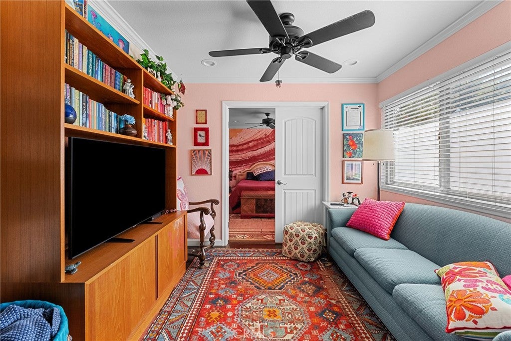 Redlands, California, 92374, United States, 3 Bedrooms Bedrooms, ,2 BathroomsBathrooms,Residential,For Sale,1980103