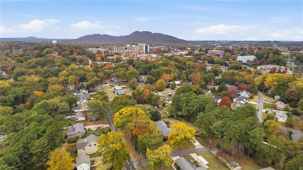 Marietta, Georgia, 30060, United States, 3 Bedrooms Bedrooms, ,2 BathroomsBathrooms,Residential,For Sale,1988888