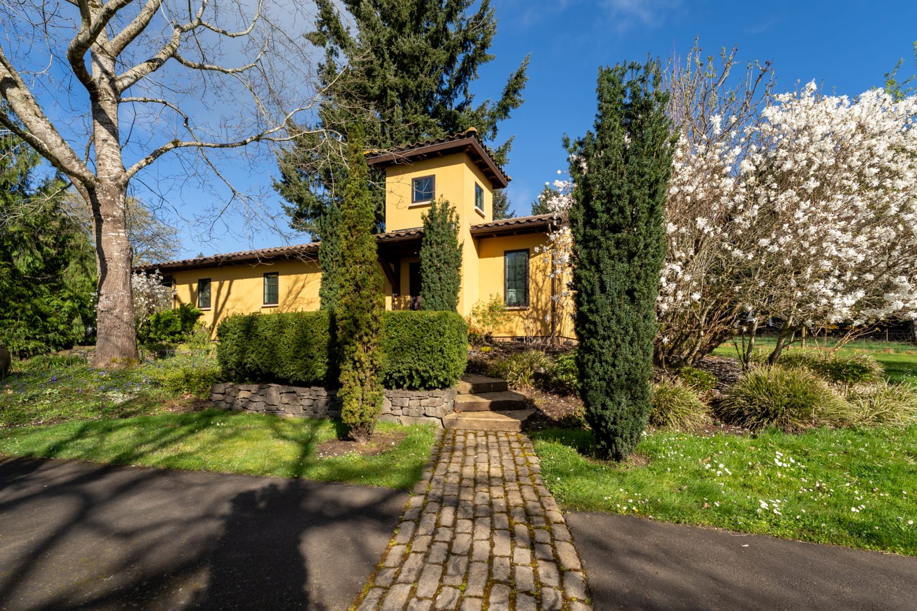  17001 NE FAIRVIEW DR Dundee, OR 97115 - 物件實景