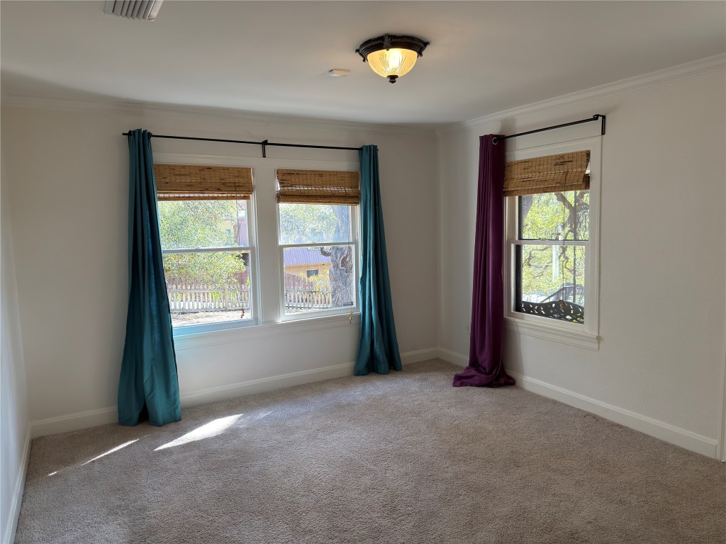 Austin, Texas, 78741, United States, 3 Bedrooms Bedrooms, ,3 BathroomsBathrooms,Residential,For Sale,1960519