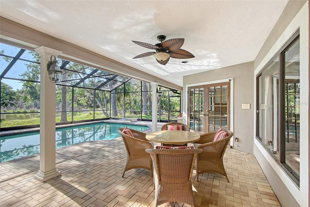 Sarasota, Florida, 34232, United States, 4 Bedrooms Bedrooms, ,4 BathroomsBathrooms,Residential,For Sale,1917042