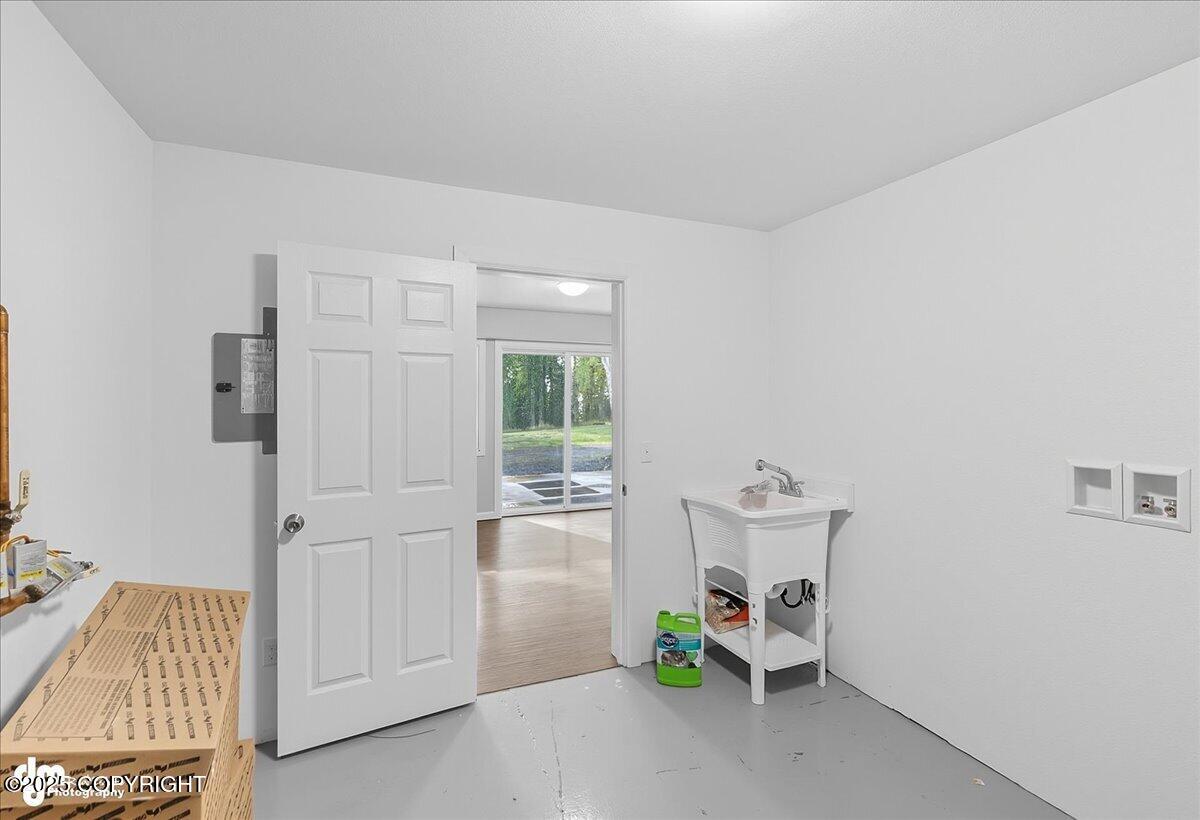 Soldotna, Alaska, 99669, United States, 4 Bedrooms Bedrooms, ,3 BathroomsBathrooms,Residential,For Sale,1982320