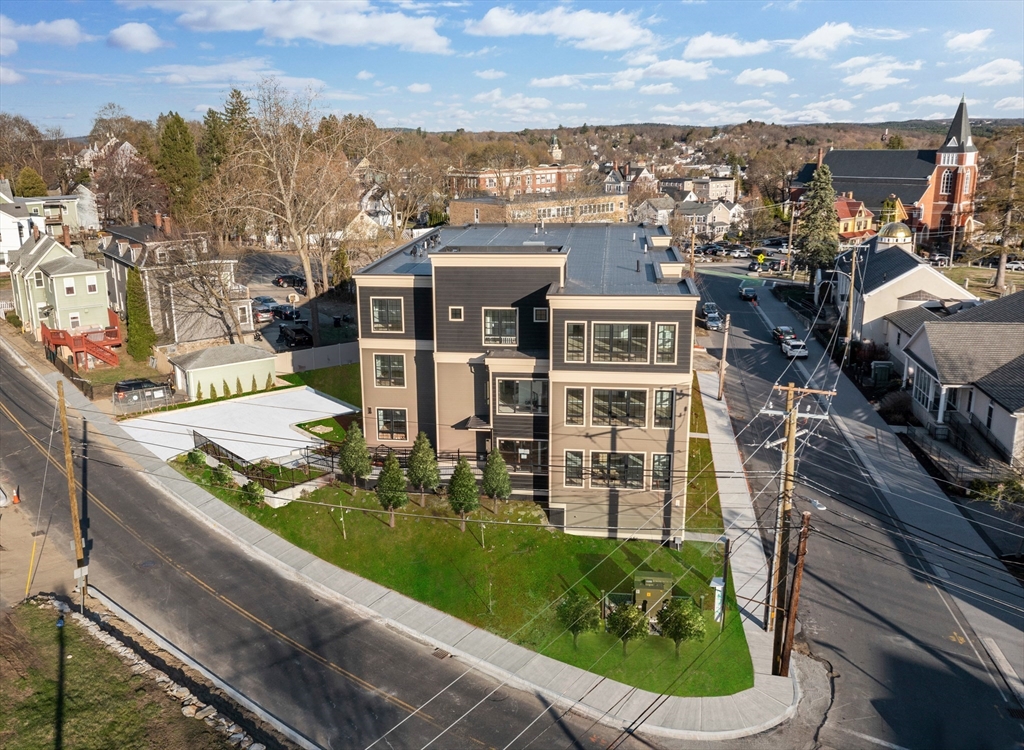 Marlborough, Massachusetts, 01752, United States, 2 Bedrooms Bedrooms, ,2 BathroomsBathrooms,Residential,For Sale,1973002