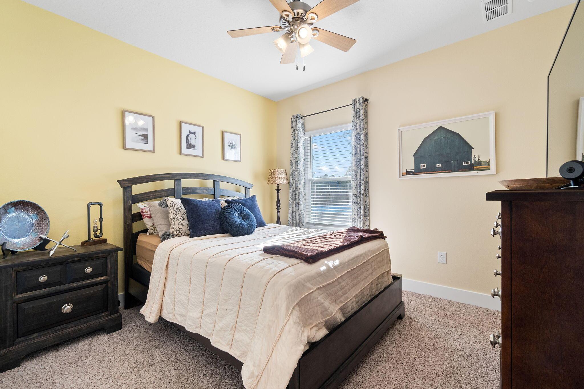 Gulf Breeze, Florida, 32563, United States, 5 Bedrooms Bedrooms, ,3 BathroomsBathrooms,Residential,For Sale,1934954