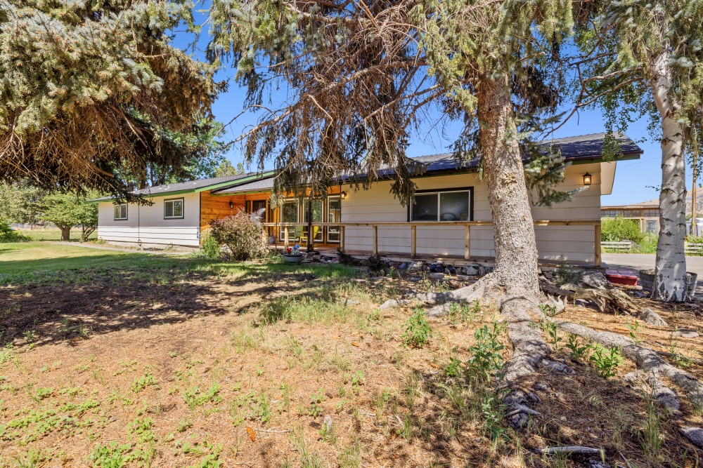 KLAMATH FALLS, Oregon, 97603, United States, 3 Bedrooms Bedrooms, ,2 BathroomsBathrooms,Residential,For Sale,1984285