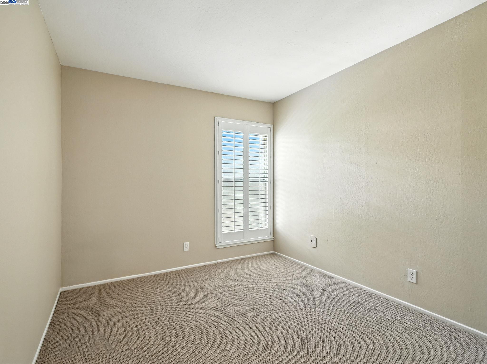 Livermore, California, 94551, United States, 2 Bedrooms Bedrooms, ,1 BathroomBathrooms,Residential,For Sale,1927441