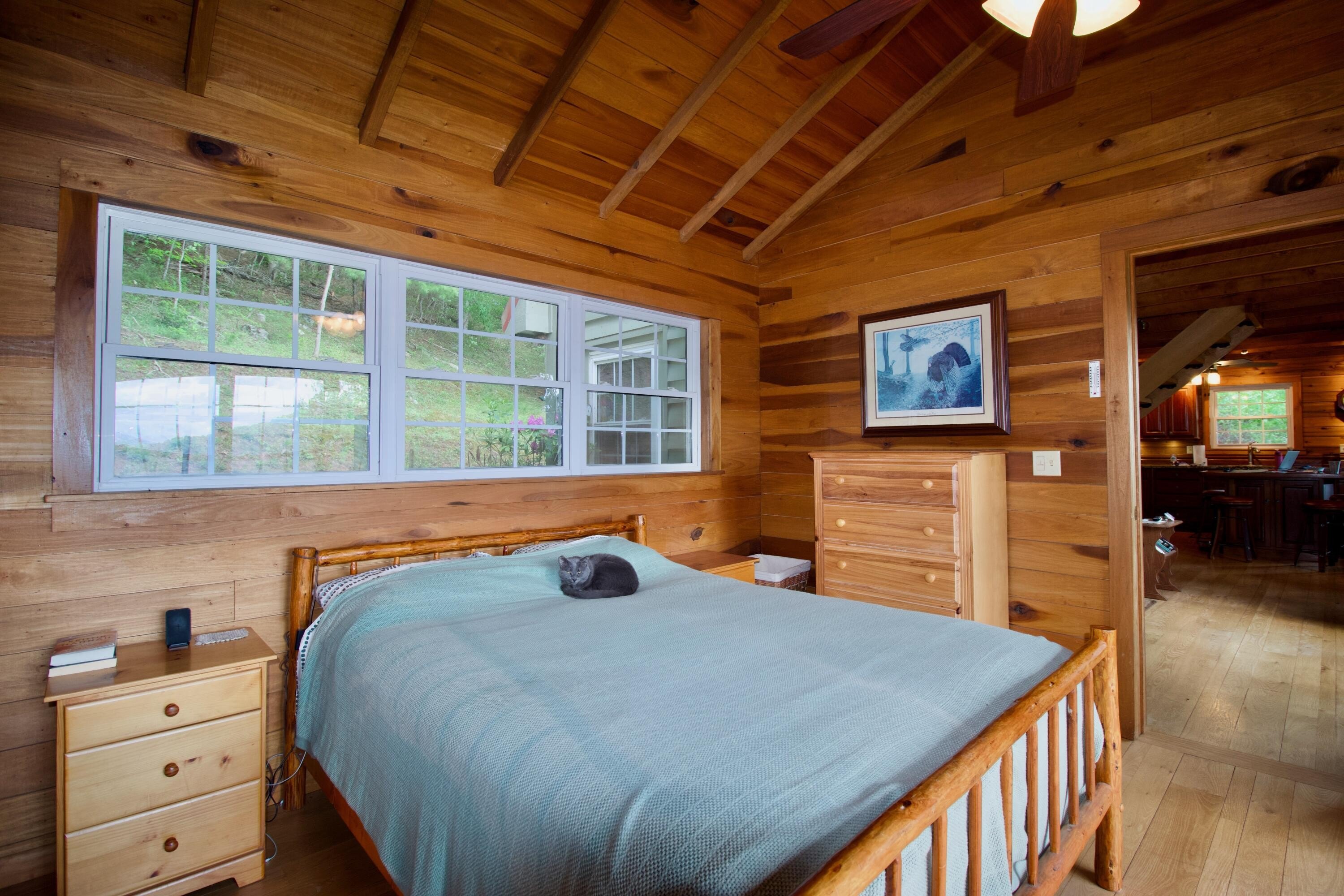 Hinton, West Virginia, 25951, United States, 3 Bedrooms Bedrooms, ,2 BathroomsBathrooms,Residential,For Sale,1847194