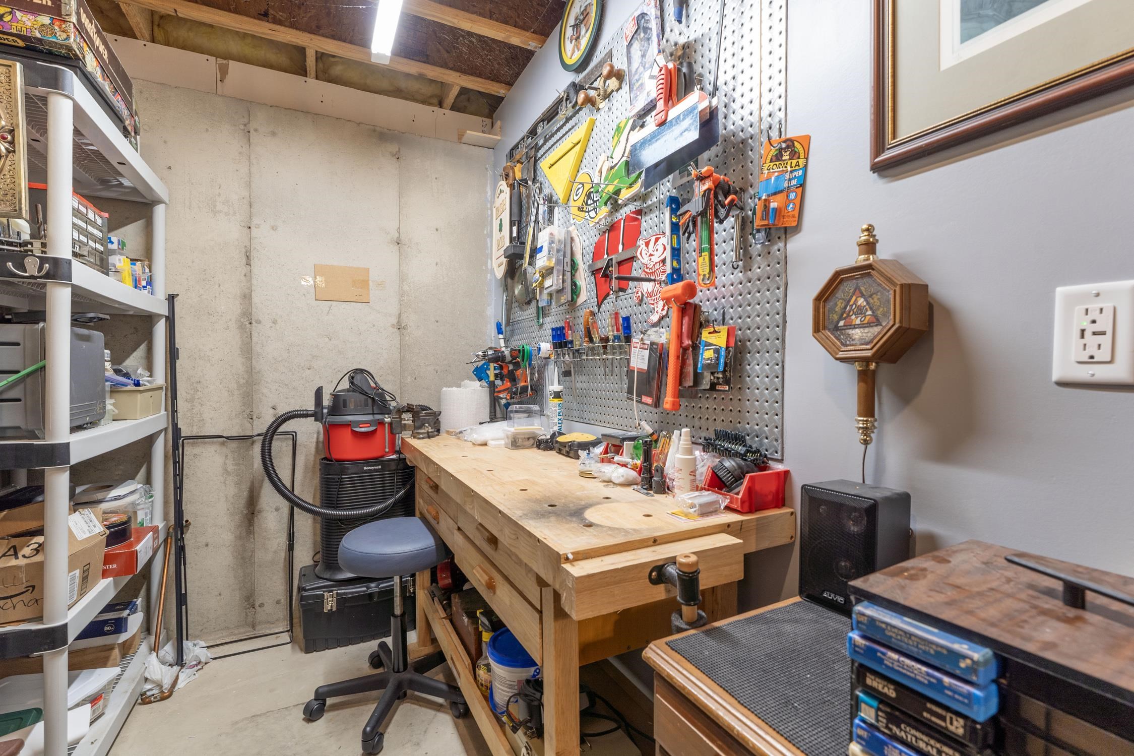 Monticello, Wisconsin, 53570-9520, United States, 4 Bedrooms Bedrooms, ,3 BathroomsBathrooms,Residential,For Sale,2005674