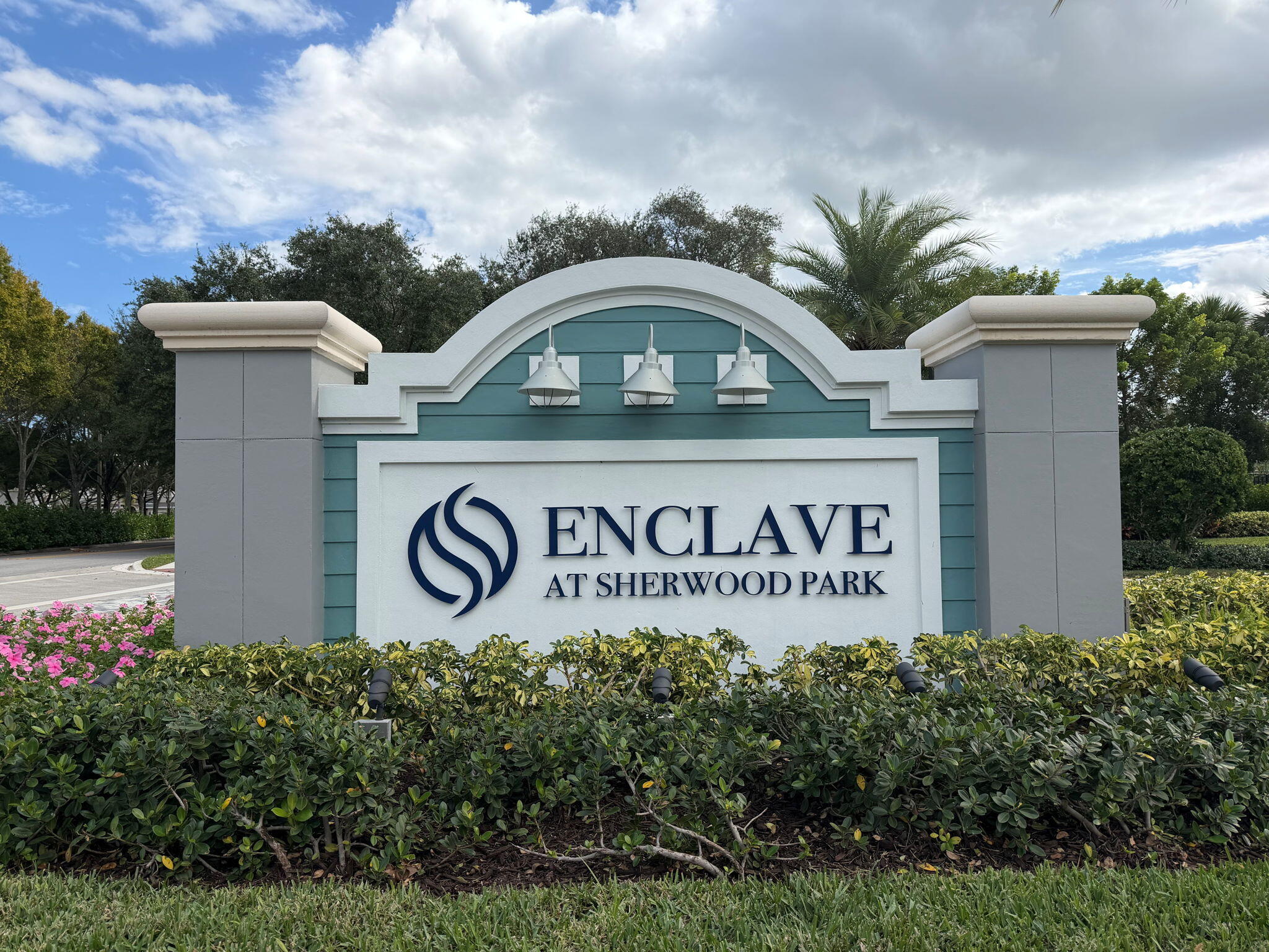 Delray Beach, Florida, 33445, United States, 3 Bedrooms Bedrooms, ,3 BathroomsBathrooms,Residential,For Sale,1989281