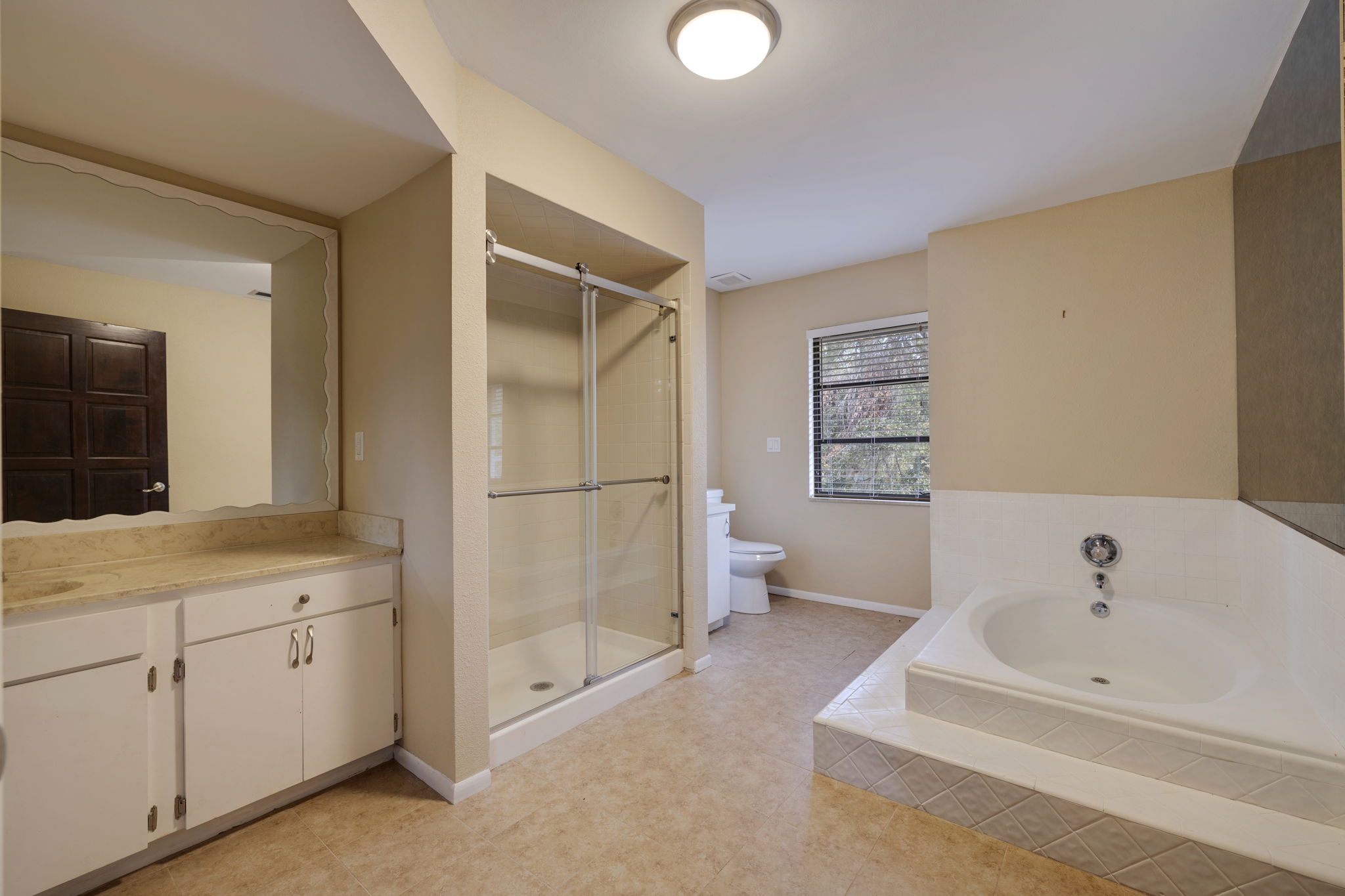 Palmetto, Florida, 34221, United States, 5 Bedrooms Bedrooms, ,4 BathroomsBathrooms,Residential,For Sale,1921911