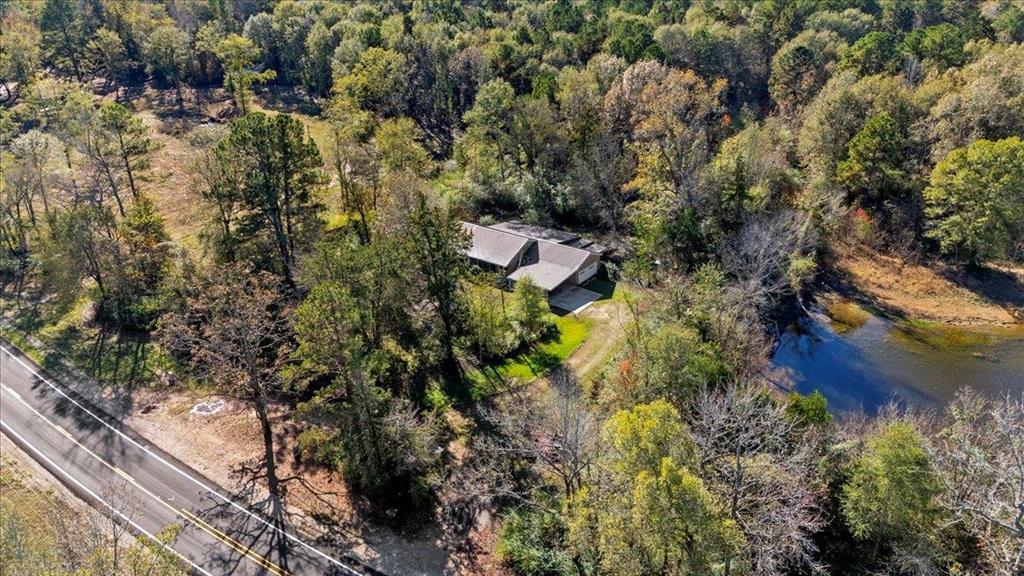 Timpson, Texas, 75975, United States, 3 Bedrooms Bedrooms, ,2 BathroomsBathrooms,Residential,For Sale,2000555