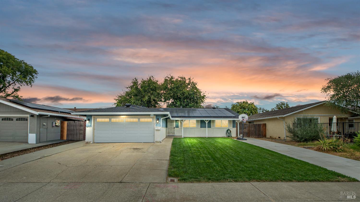 Vacaville, California, 95687, United States, 4 Bedrooms Bedrooms, ,2 BathroomsBathrooms,Residential,For Sale,1957766