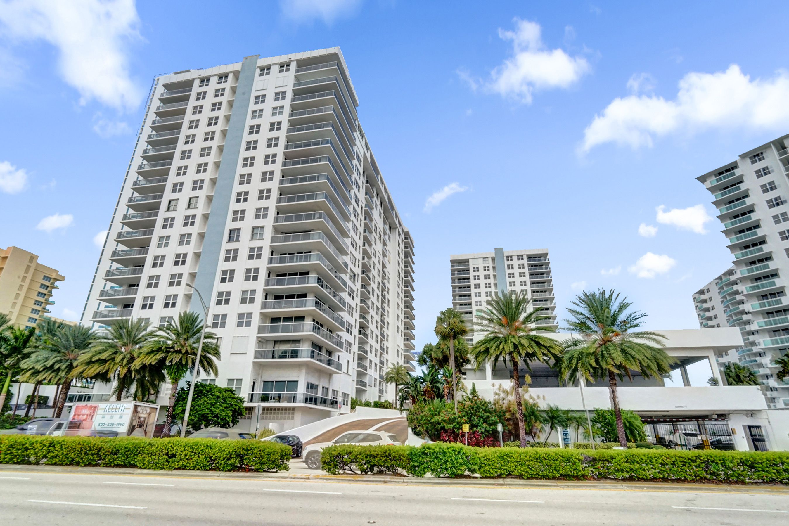  2751 S Ocean Drive, Hollywood, FL, 33019 - 物件實景