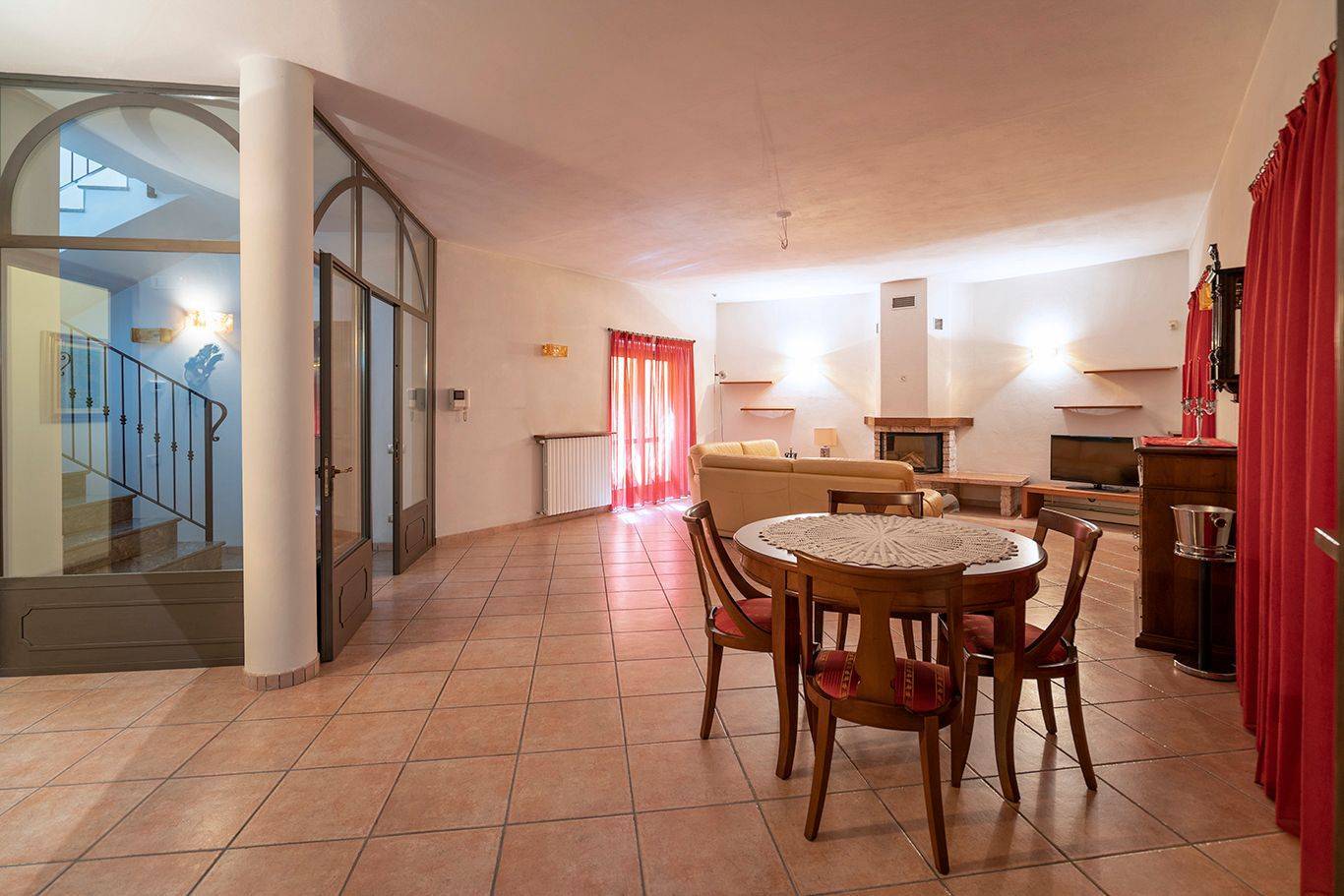 Usmate Velate, Monza e Brianza, 20040, IT, 3 Bedrooms Bedrooms, ,4 BathroomsBathrooms,Residential,For Sale,1838025