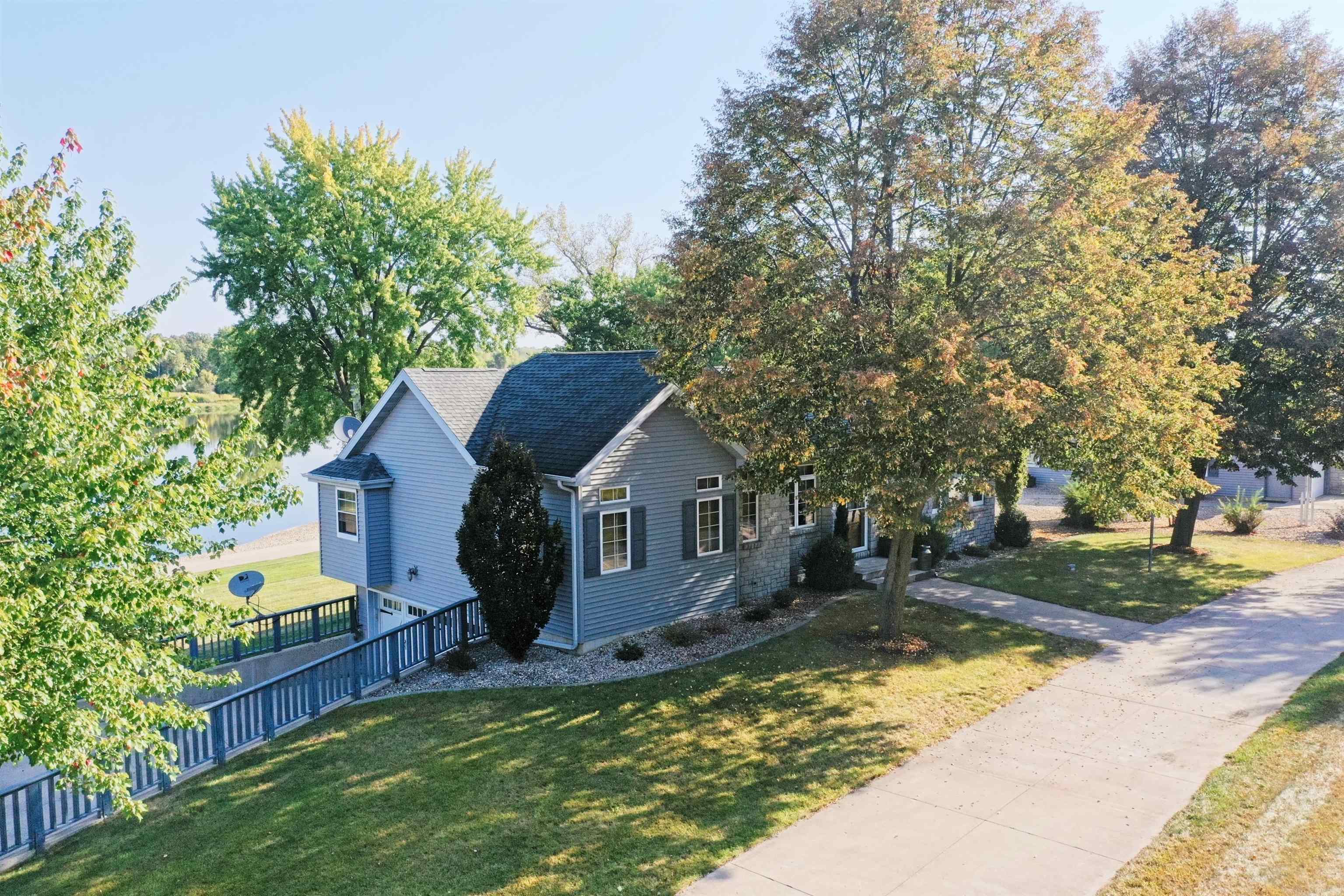 Rio, Wisconsin, 53960, United States, 3 Bedrooms Bedrooms, ,3 BathroomsBathrooms,Residential,For Sale,1976824