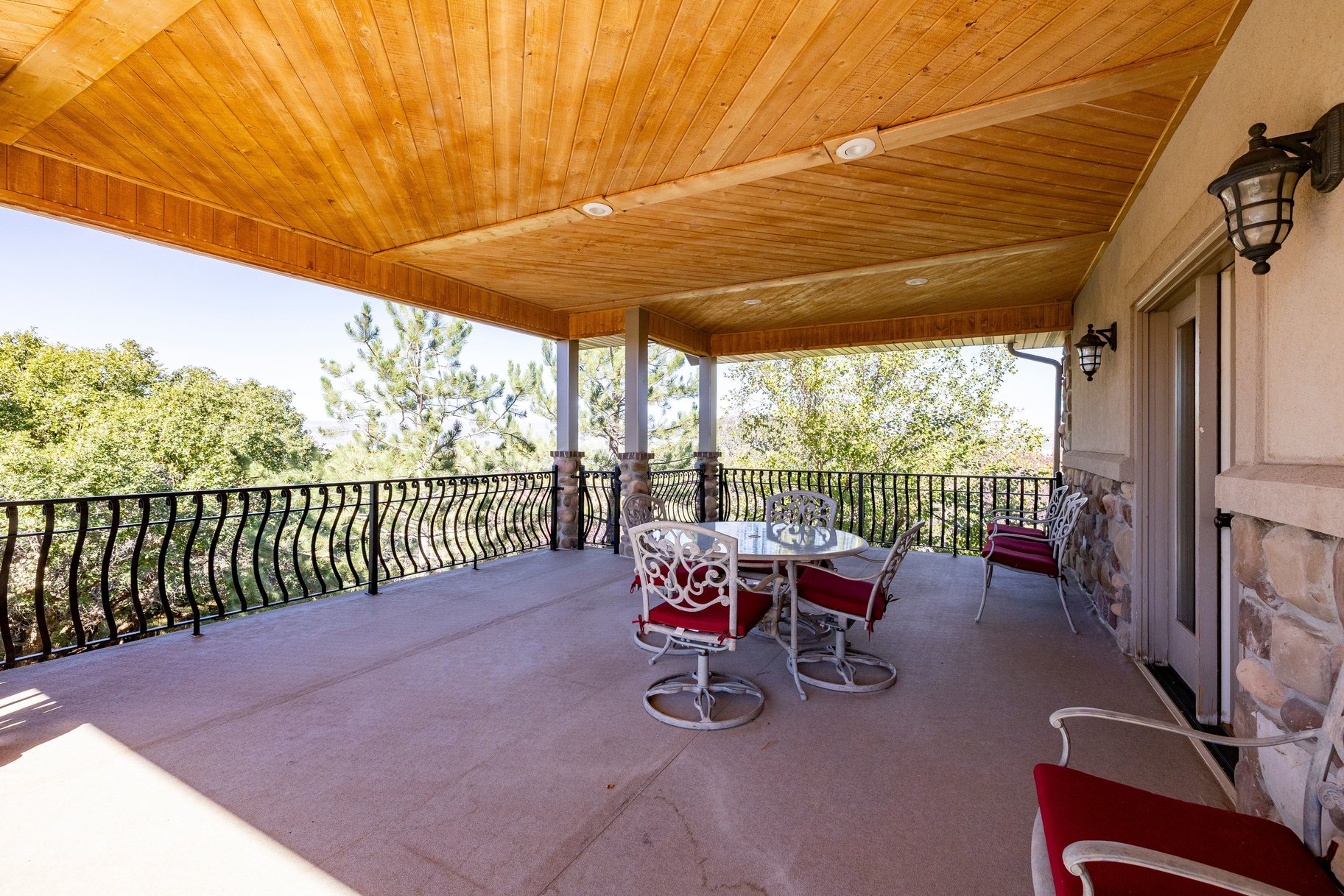  Family Compound with Sports Court, Privacy, and Horseshoe Mountain Views - 物件實景
