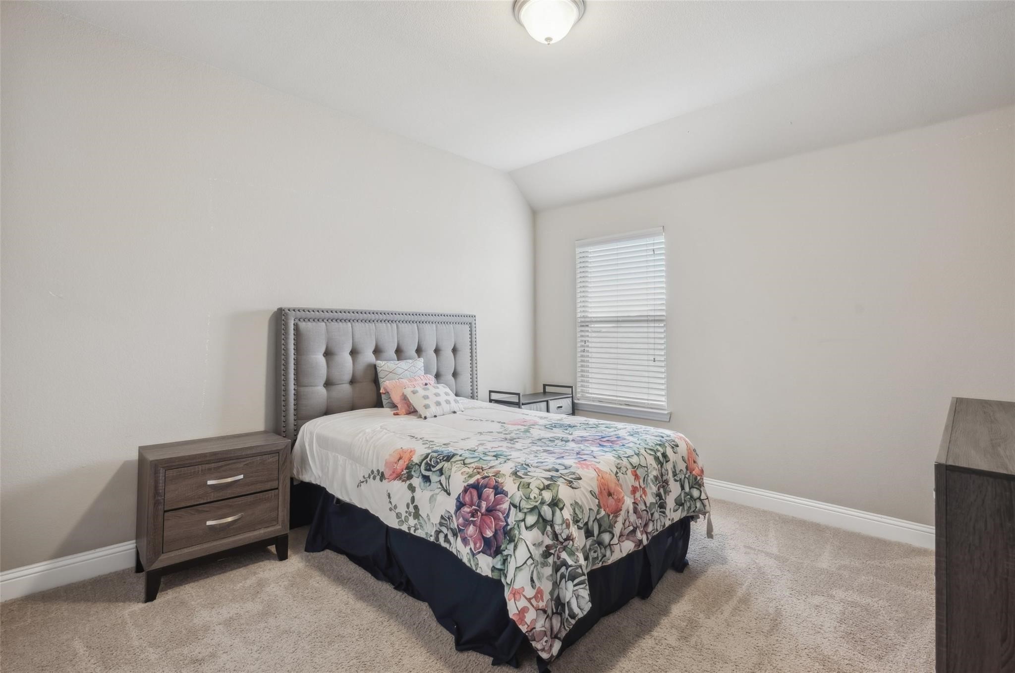 Little Elm, Texas, 75068, United States, 5 Bedrooms Bedrooms, ,4 BathroomsBathrooms,Residential,For Sale,1971271