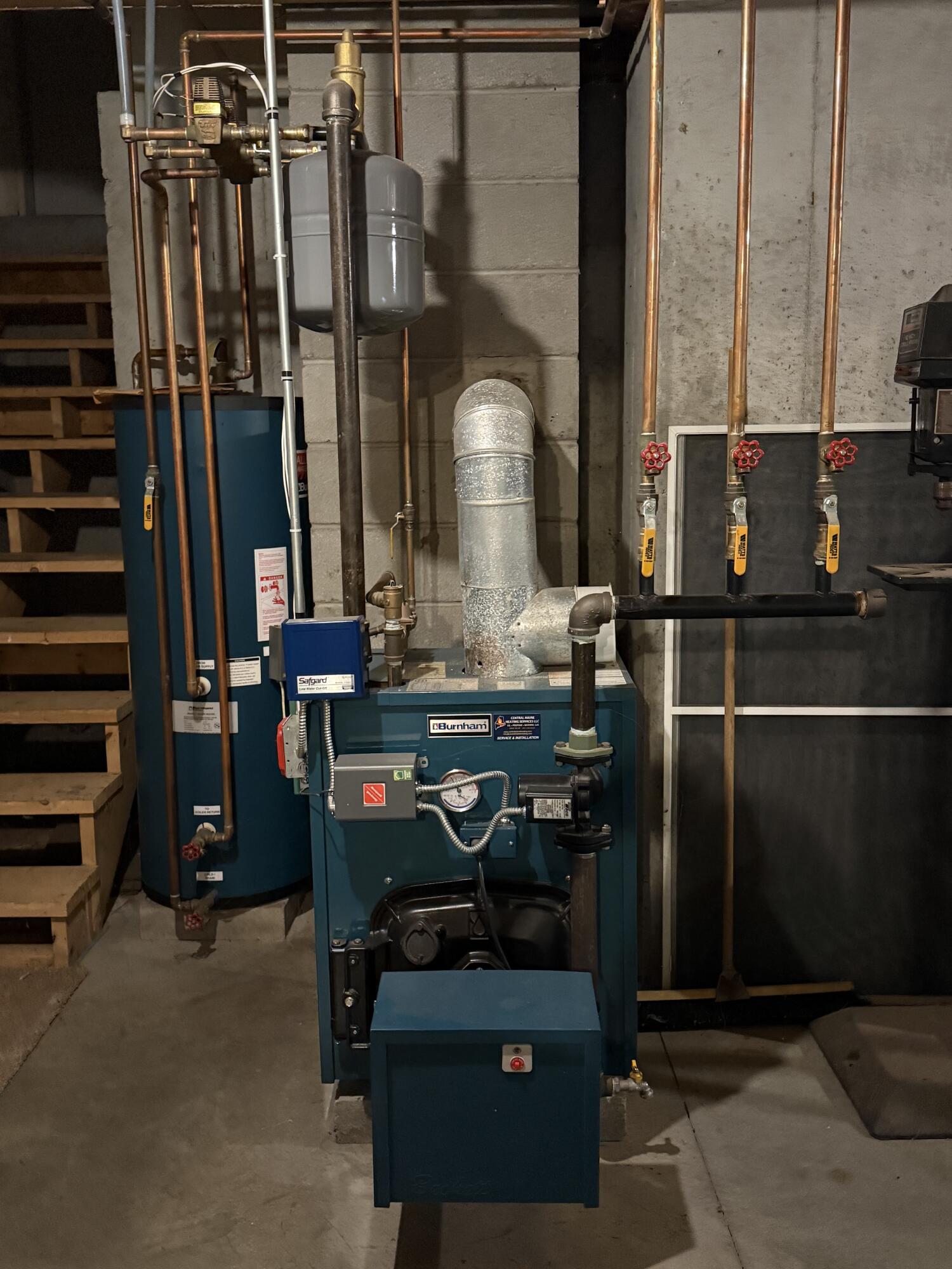 North Yarmouth, Maine, 04097, United States, 3 Bedrooms Bedrooms, ,3 BathroomsBathrooms,Residential,For Sale,1998444