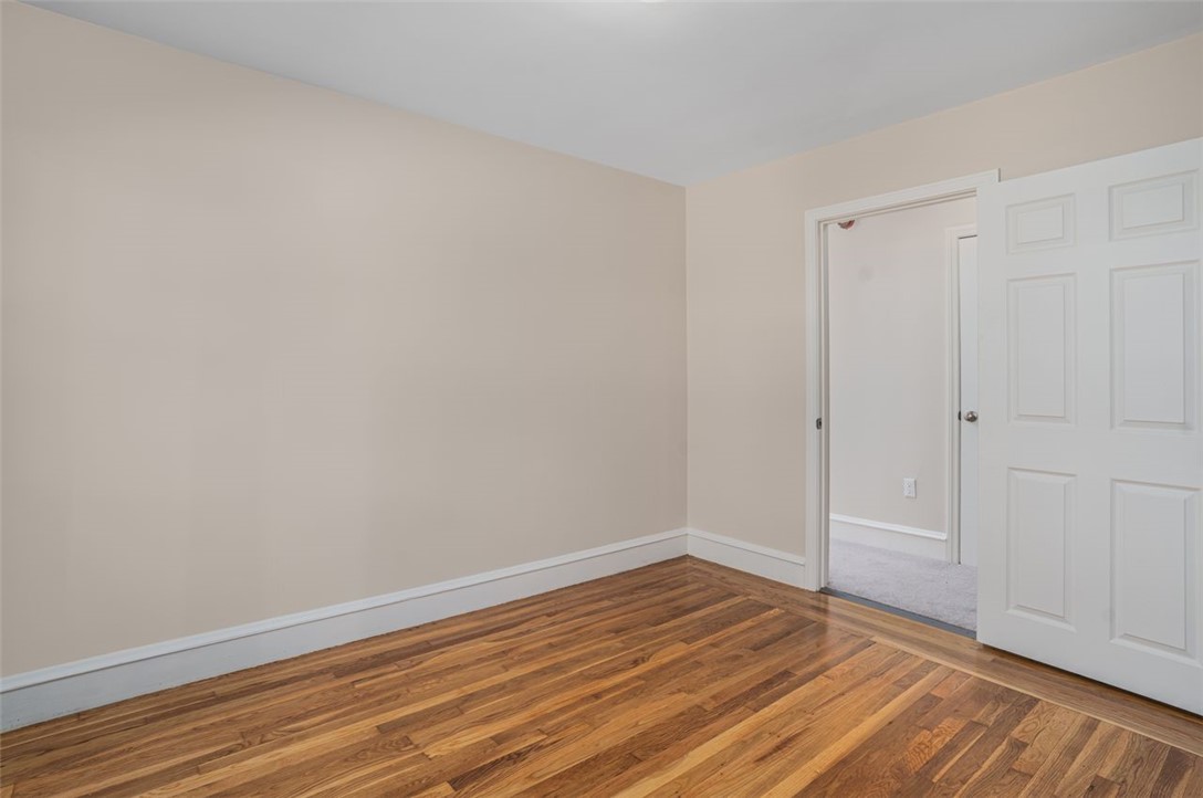 Providence, Rhode Island, 02809, United States, 3 Bedrooms Bedrooms, ,1 BathroomBathrooms,Residential,For Sale,2003236