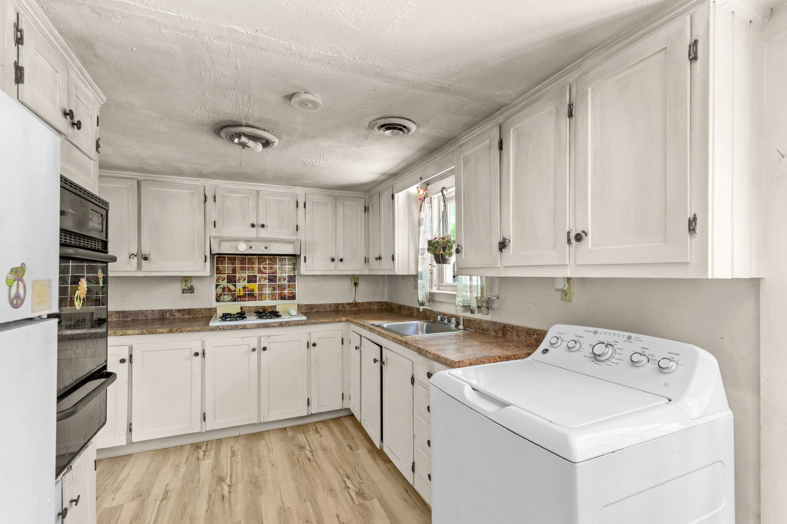  8 Pond View Circle, Plymouth, MA, 02360 - 物件實景