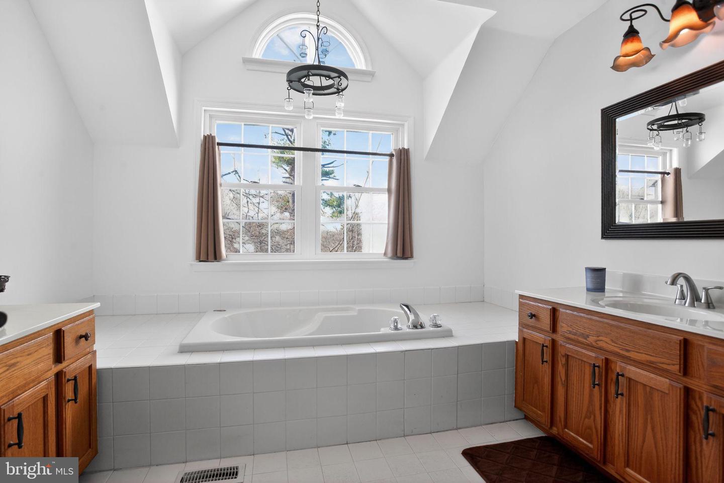 Ambler, Pennsylvania, 19002, United States, 4 Bedrooms Bedrooms, ,3 BathroomsBathrooms,Residential,For Sale,2003011