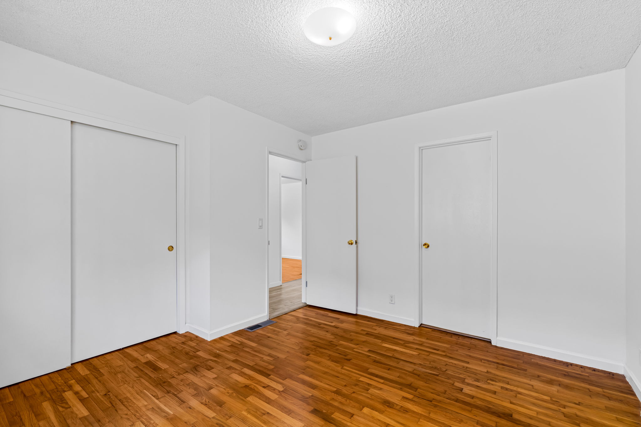 Watsonville, California, 95076, United States, 3 Bedrooms Bedrooms, ,2 BathroomsBathrooms,Residential,For Sale,1976793