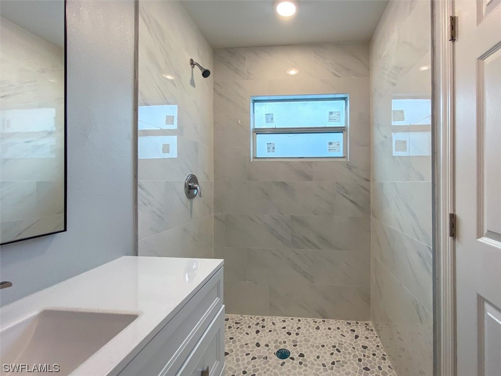 Lehigh Acres, Florida, 33973, United States, 6 Bedrooms Bedrooms, ,4 BathroomsBathrooms,Residential,For Sale,1872898