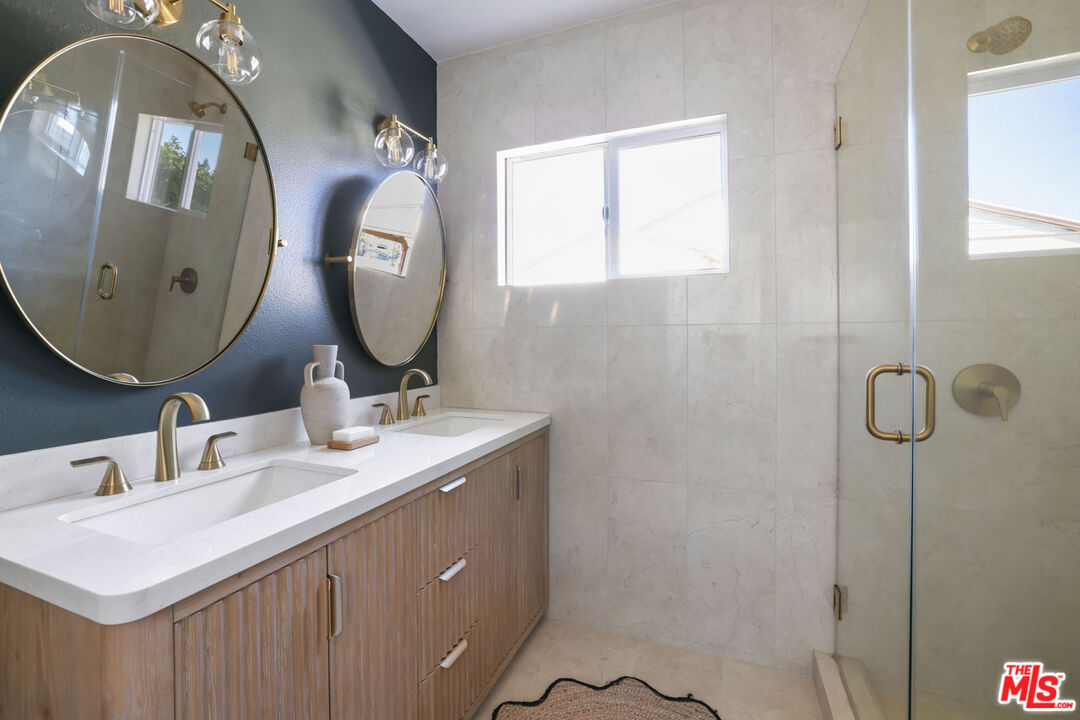 Los Angeles, California, 90065, United States, 4 Bedrooms Bedrooms, ,5 BathroomsBathrooms,Residential,For Sale,2002070