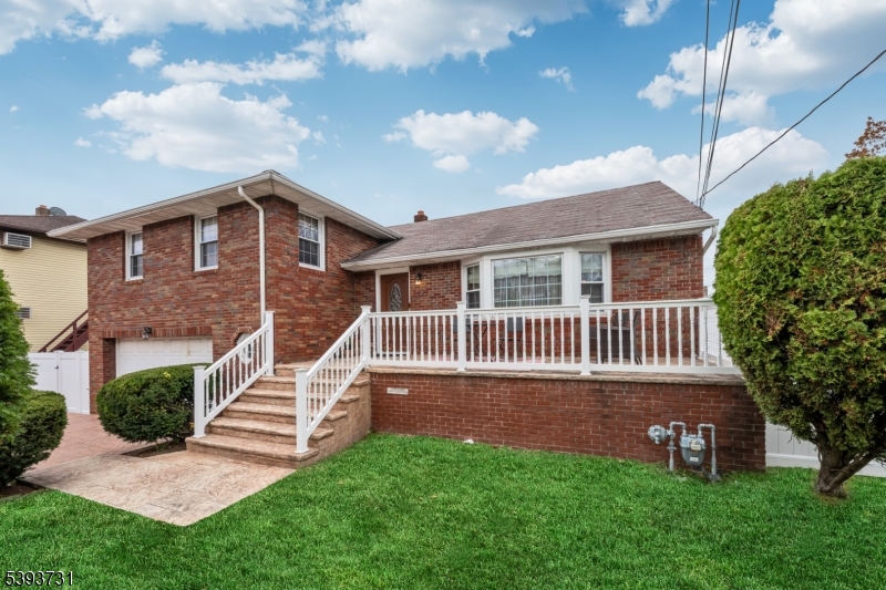 Woodland Park, New Jersey, 07424, United States, 3 Bedrooms Bedrooms, ,3 BathroomsBathrooms,Residential,For Sale,1984808