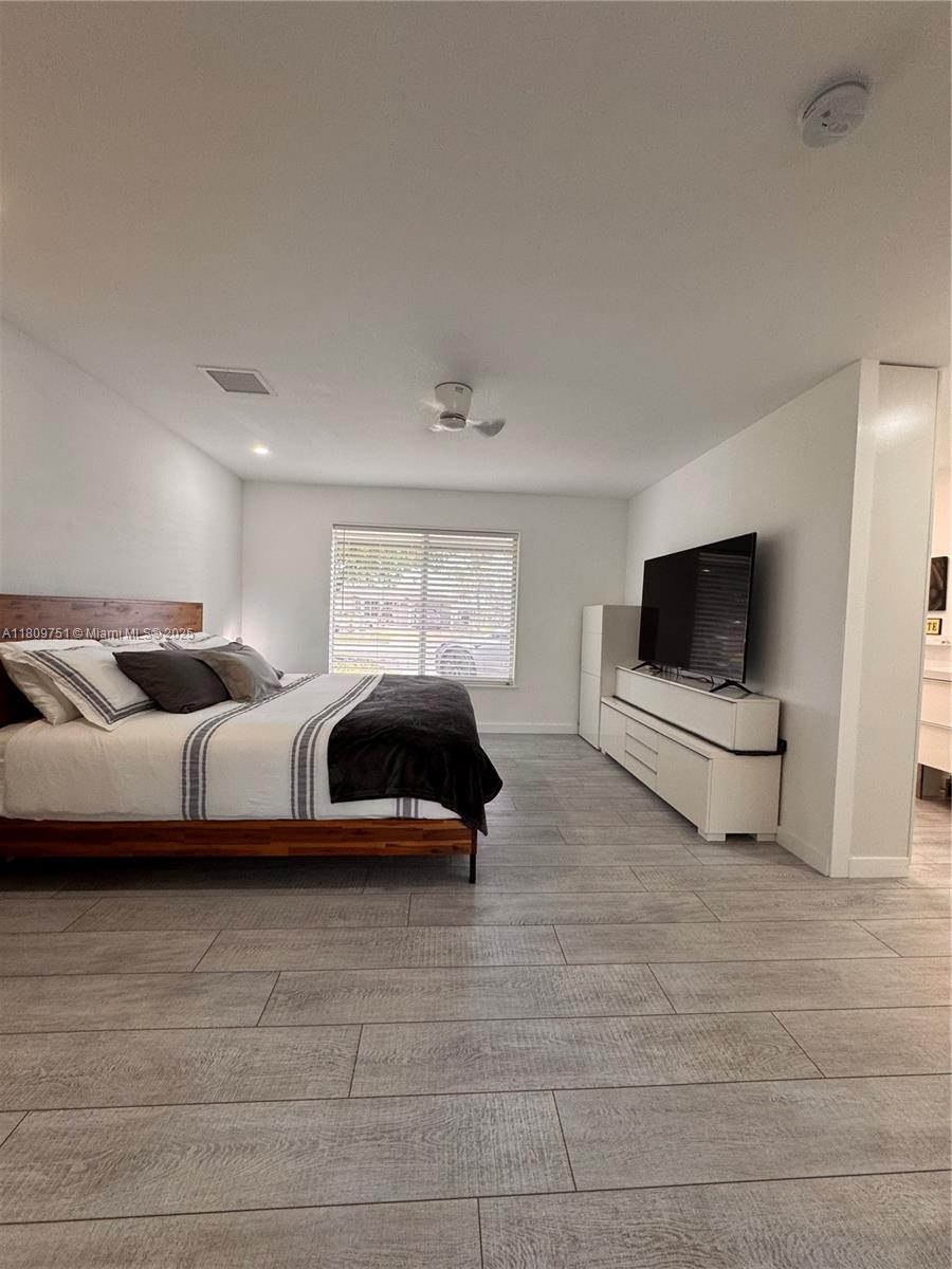Pompano Beach, Florida, 33060, United States, 2 Bedrooms Bedrooms, ,2 BathroomsBathrooms,Residential,For Sale,1829168
