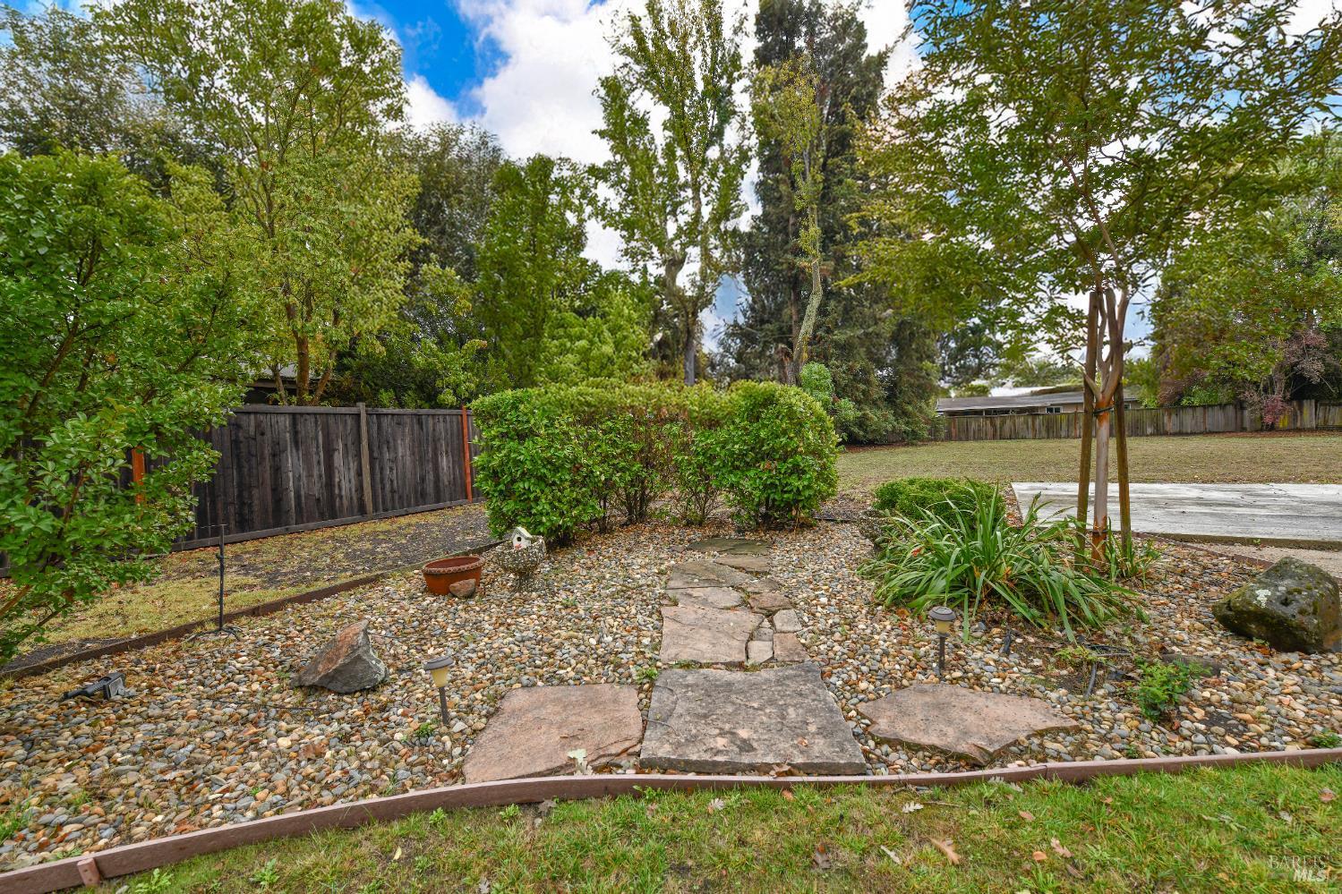 Napa, California, 94558, United States, 3 Bedrooms Bedrooms, ,1 BathroomBathrooms,Residential,For Sale,1988098