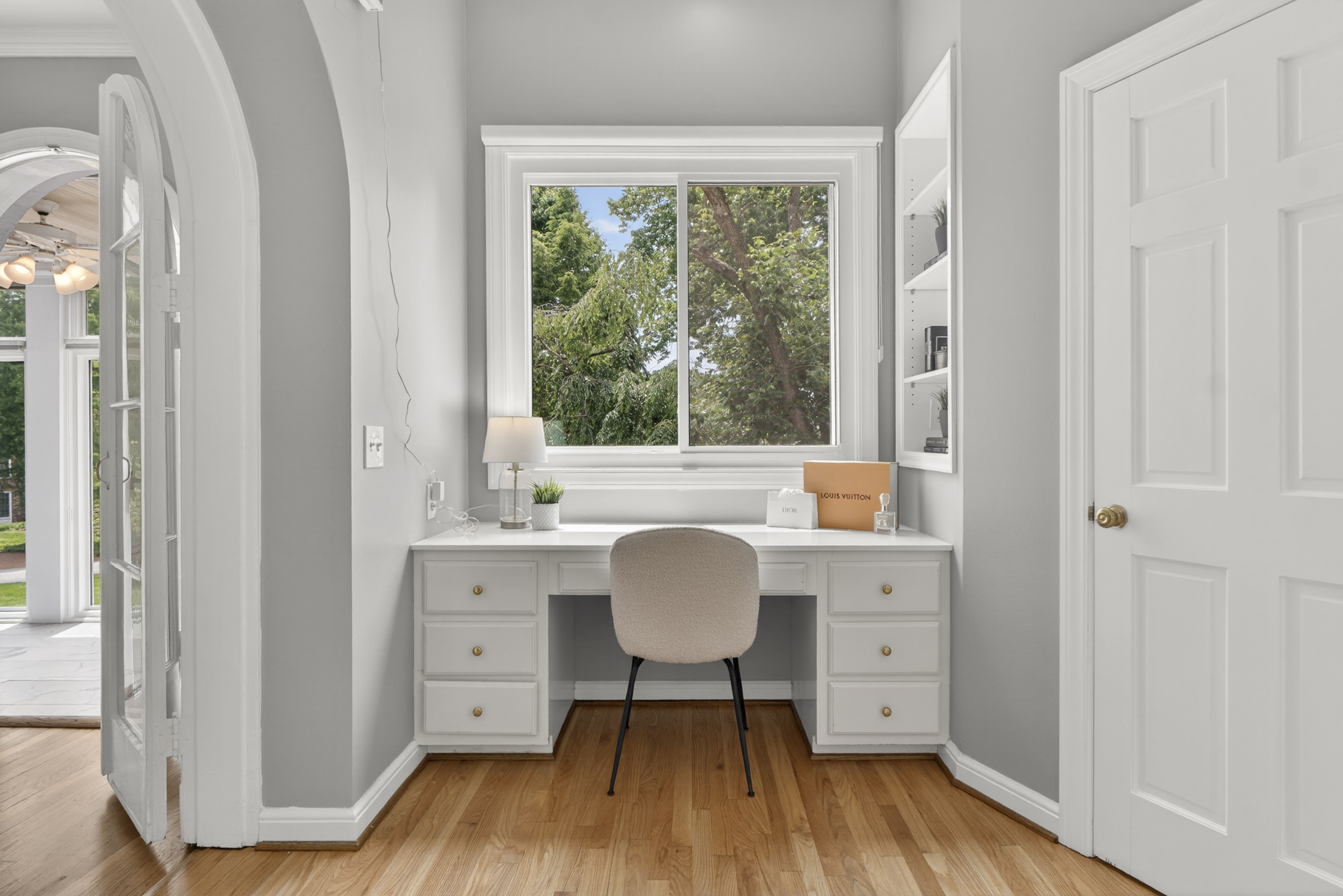  Timeless Mediterranean Revival Blends European Elegance & Hollywood Glamour - 物件實景