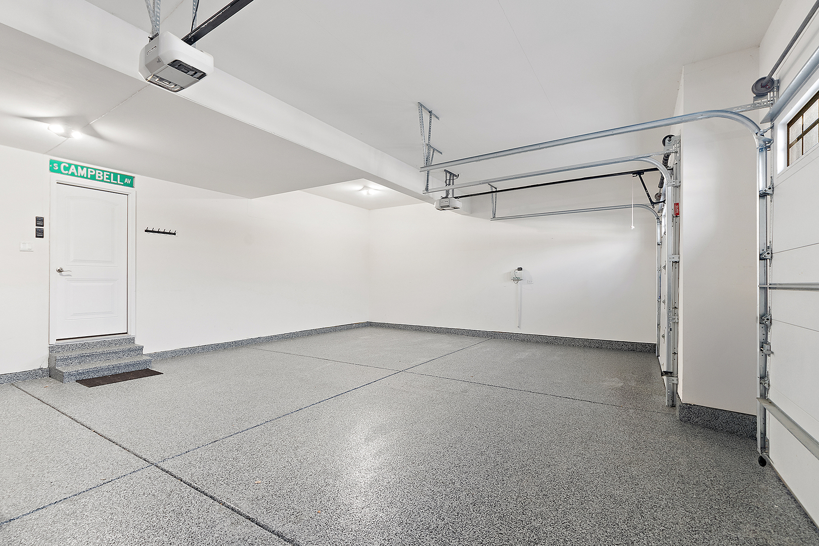 Mokena, Illinois, 60448, United States, 5 Bedrooms Bedrooms, ,4 BathroomsBathrooms,Residential,For Sale,2005248