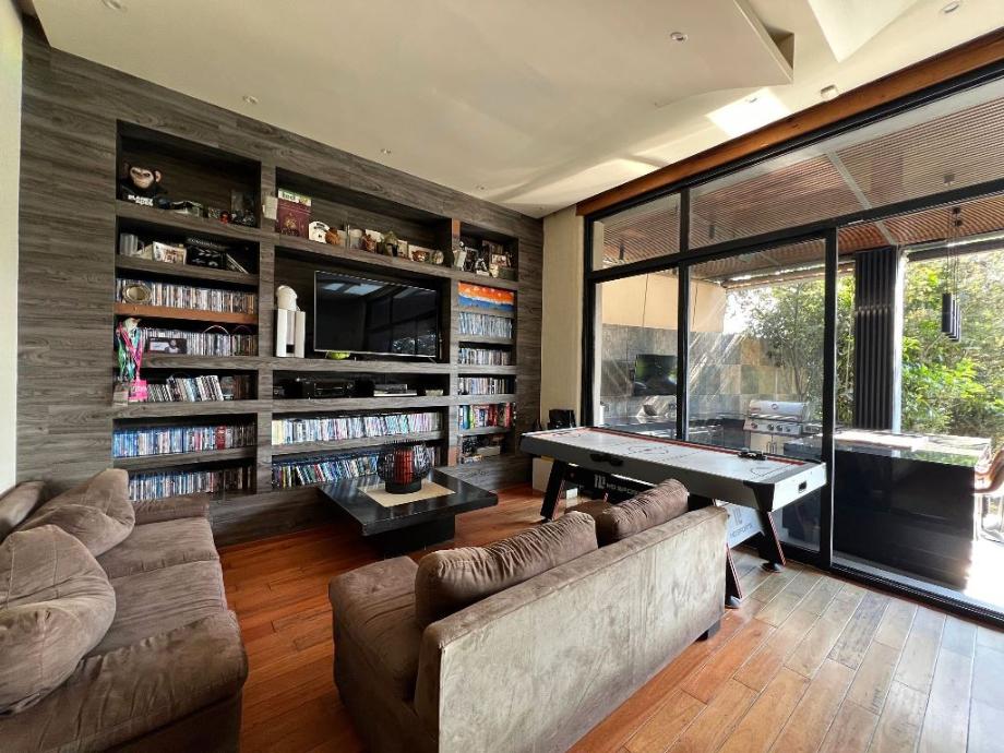 Huixquilucan, Estado de méxico, 52774, Mexico, 4 Bedrooms Bedrooms, ,4 BathroomsBathrooms,Residential,For Sale,1691584