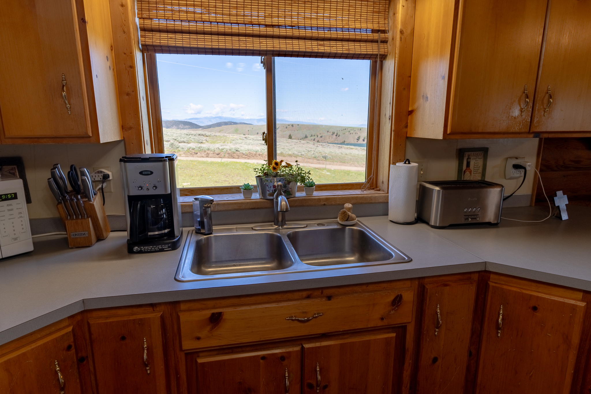 Townsend, Montana, 59644, United States, 4 Bedrooms Bedrooms, ,3 BathroomsBathrooms,Residential,For Sale,1841614