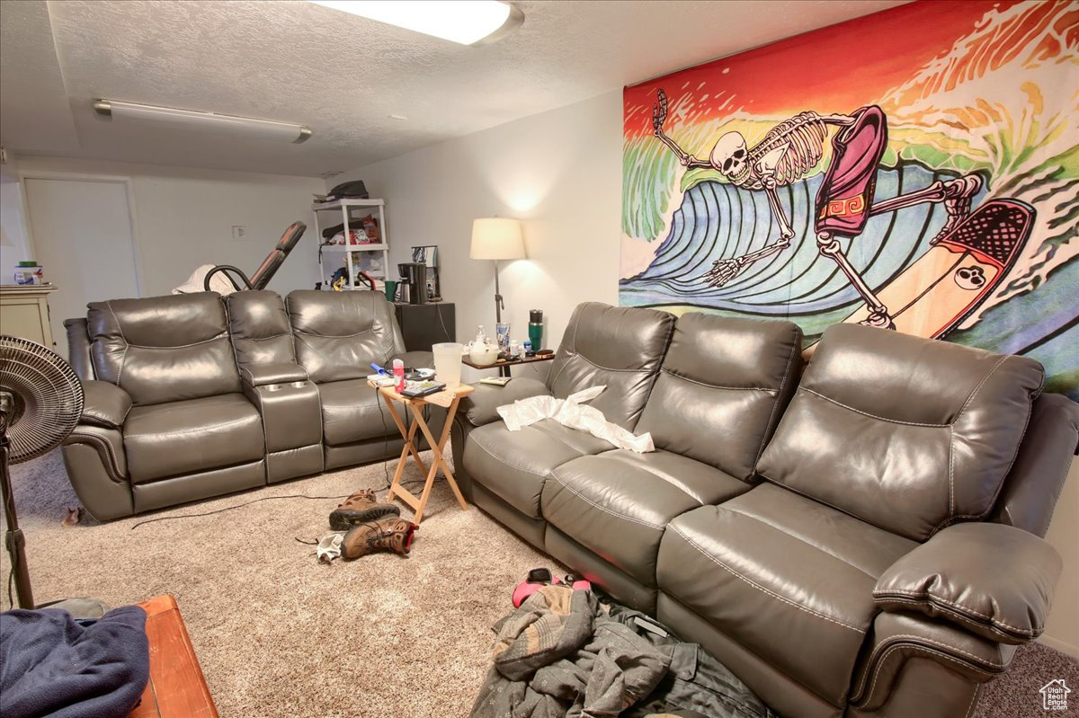 West Valley City, Utah, 84128, United States, 5 Bedrooms Bedrooms, ,2 BathroomsBathrooms,Residential,For Sale,1868735