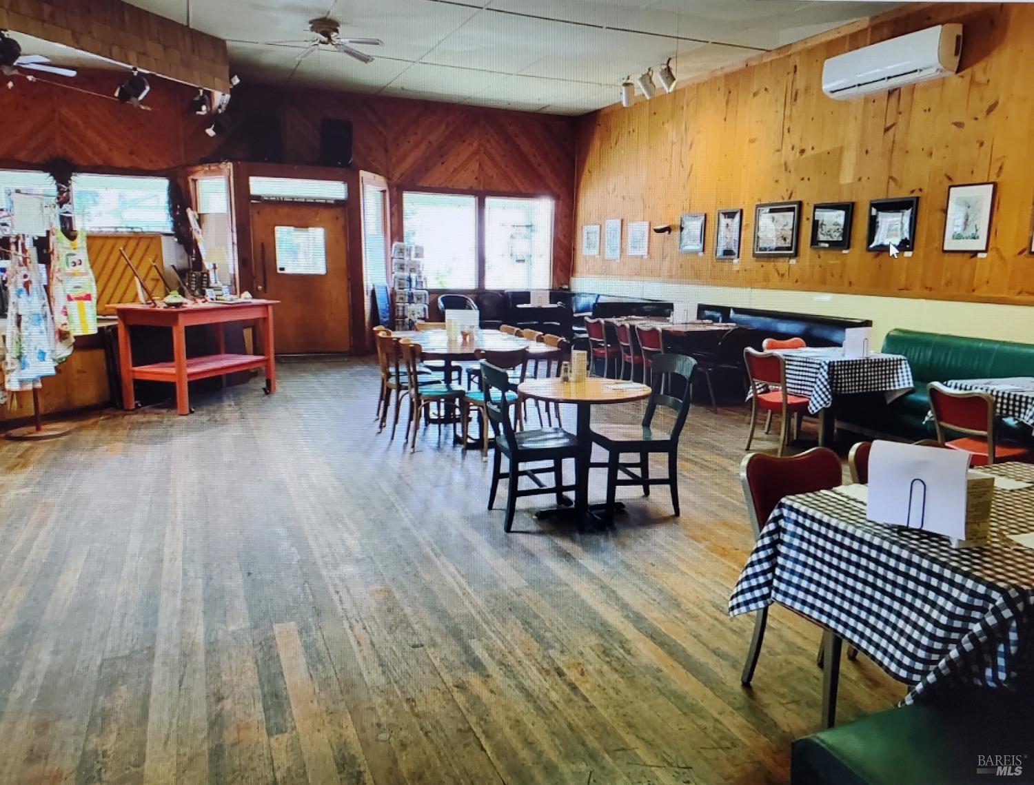 Boonville, California, 95415, United States, 4 Bedrooms Bedrooms, ,3 BathroomsBathrooms,Residential,For Sale,1983212