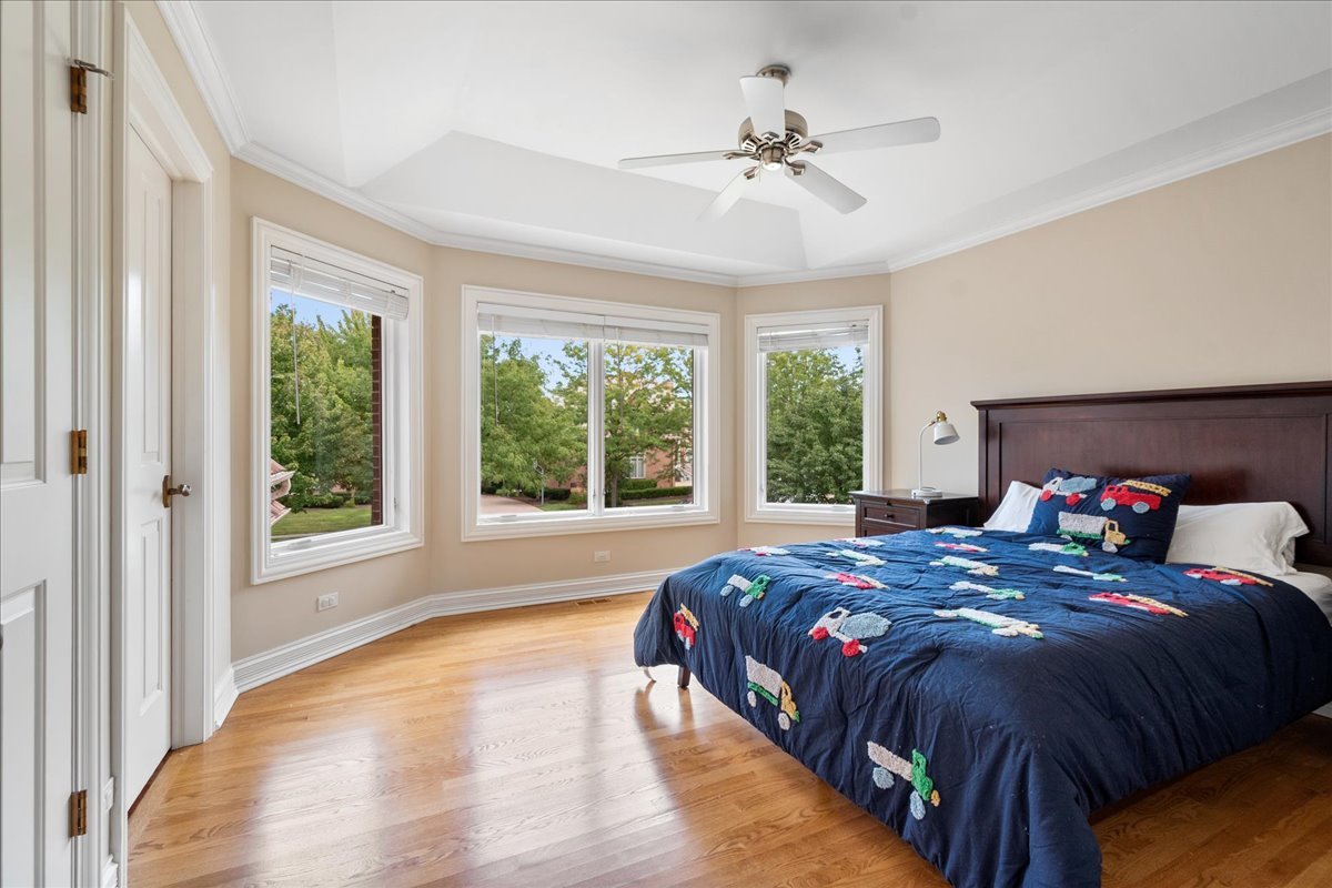 Vernon Hills, Illinois, 60061, United States, 4 Bedrooms Bedrooms, ,4 BathroomsBathrooms,Residential,For Sale,1940393