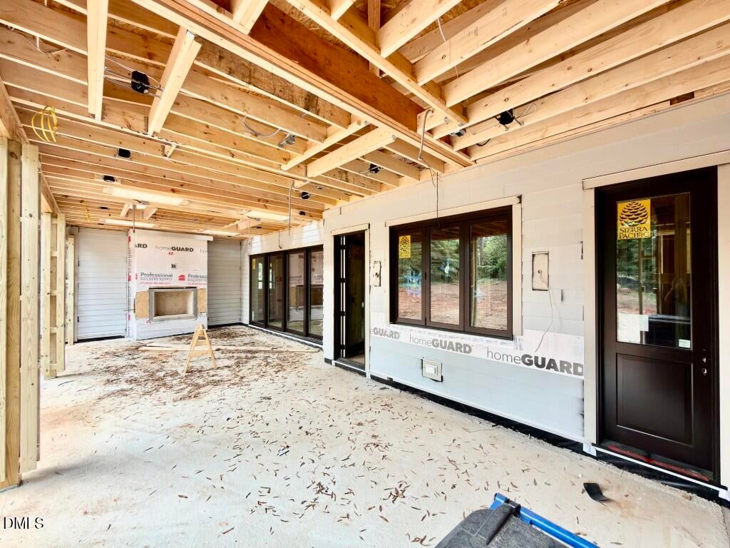 Raleigh, North Carolina, 27608, United States, 4 Bedrooms Bedrooms, ,6 BathroomsBathrooms,Residential,For Sale,1988275