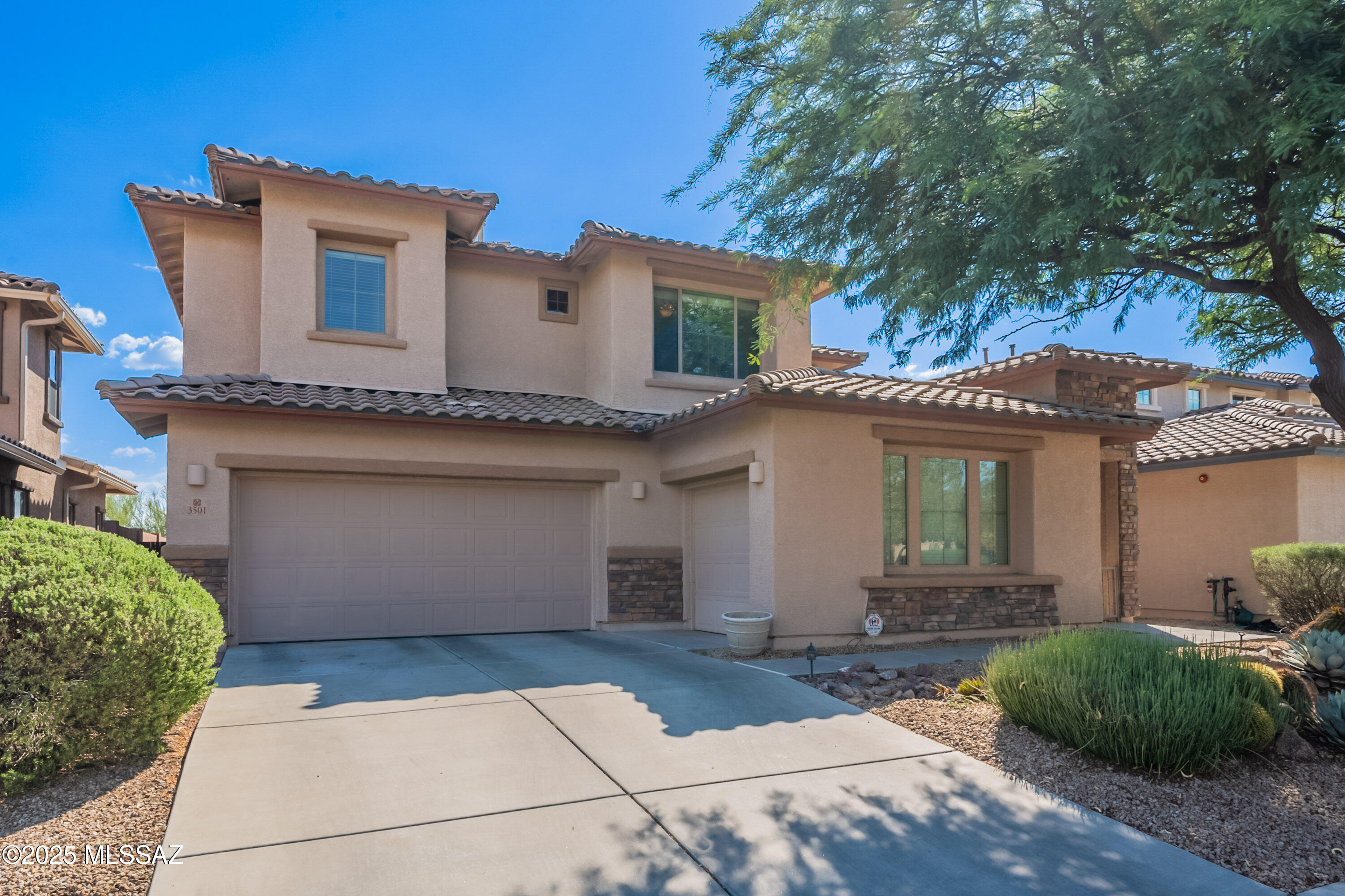 Marana, Arizona, 85658, United States, 3 Bedrooms Bedrooms, ,4 BathroomsBathrooms,Residential,For Sale,1911374