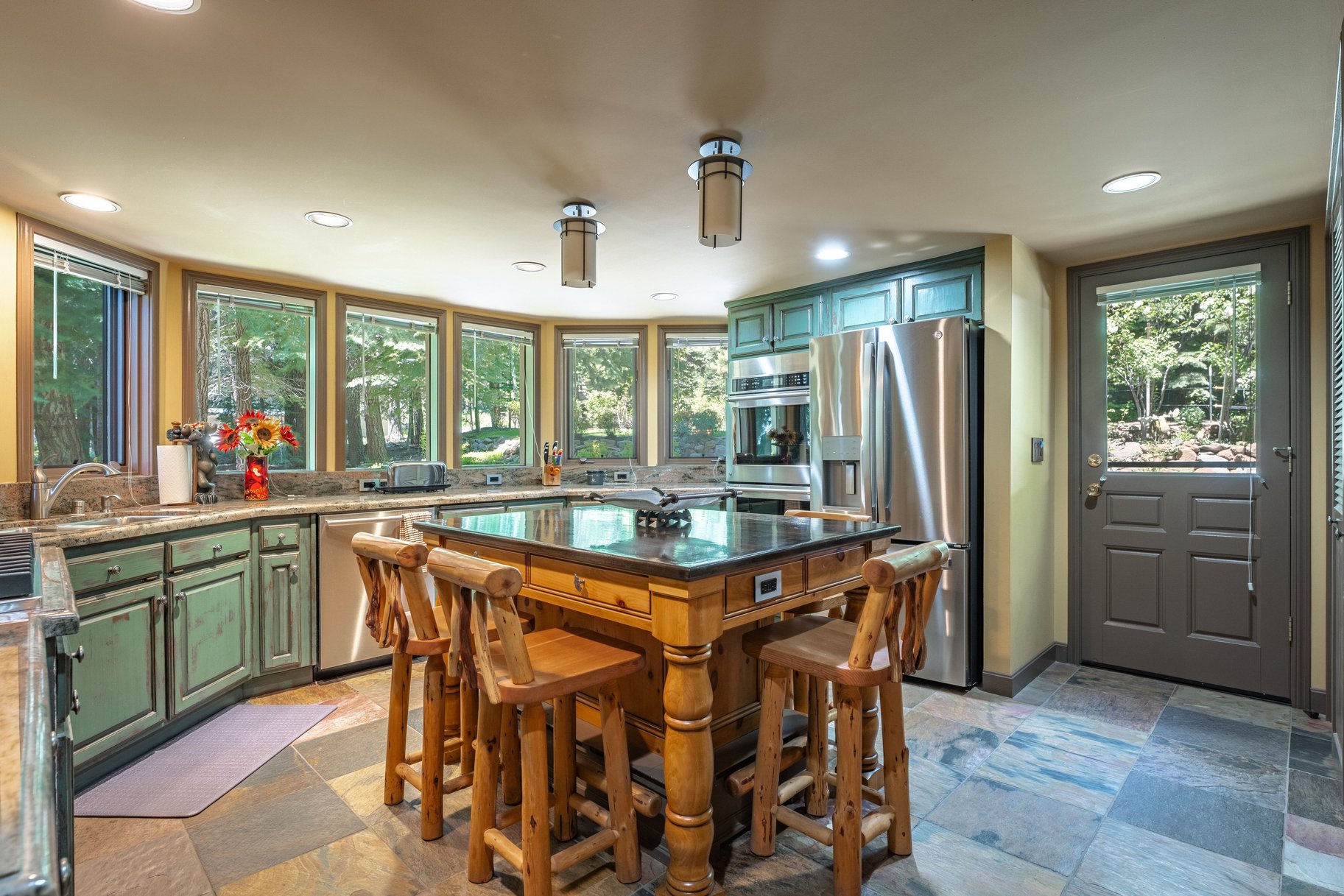 Carnelian Bay home backing to forest service and with an additional vacant lot - 物件實景