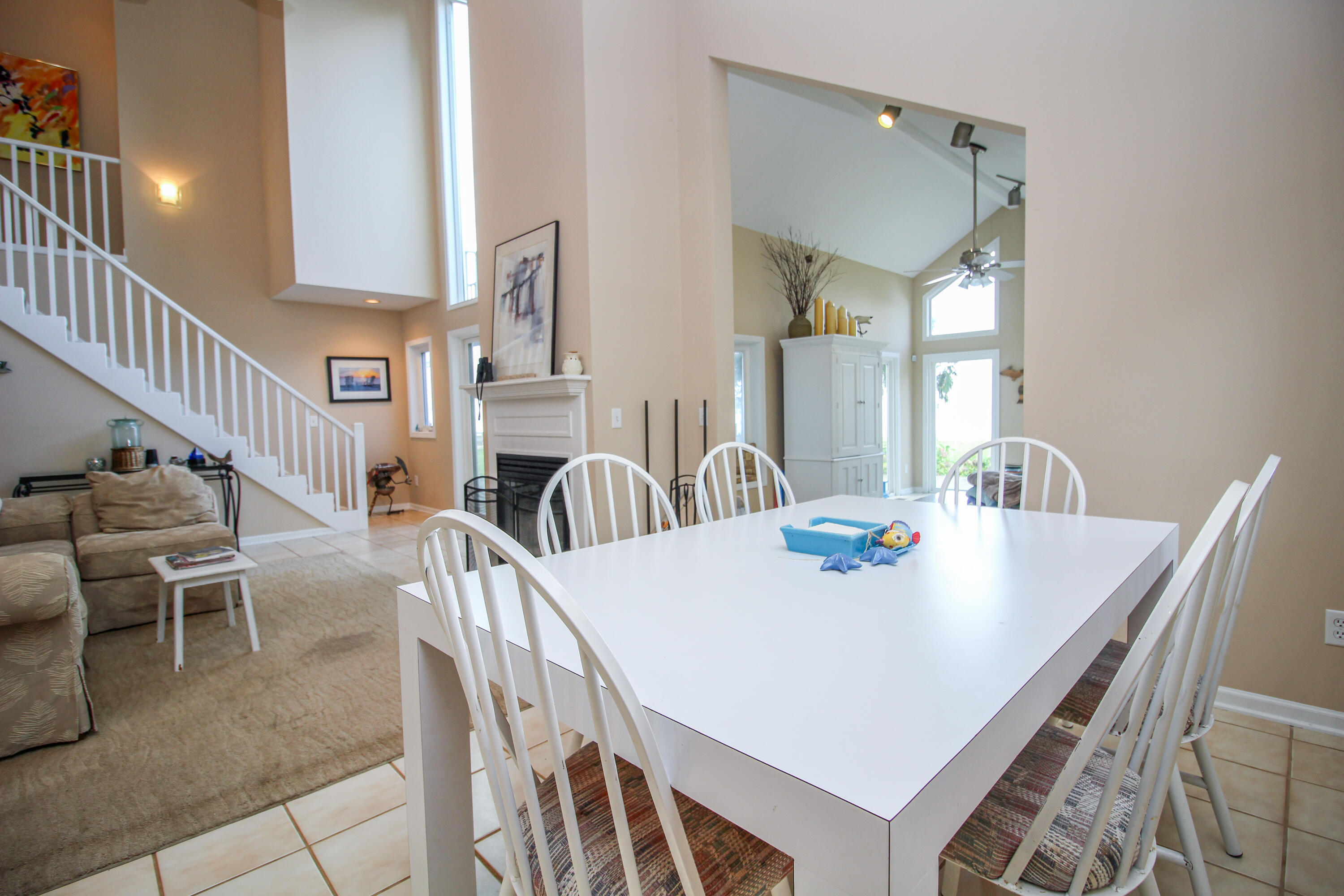 South Haven, Michigan, 49090, United States, 3 Bedrooms Bedrooms, ,4 BathroomsBathrooms,Residential,For Sale,1982825