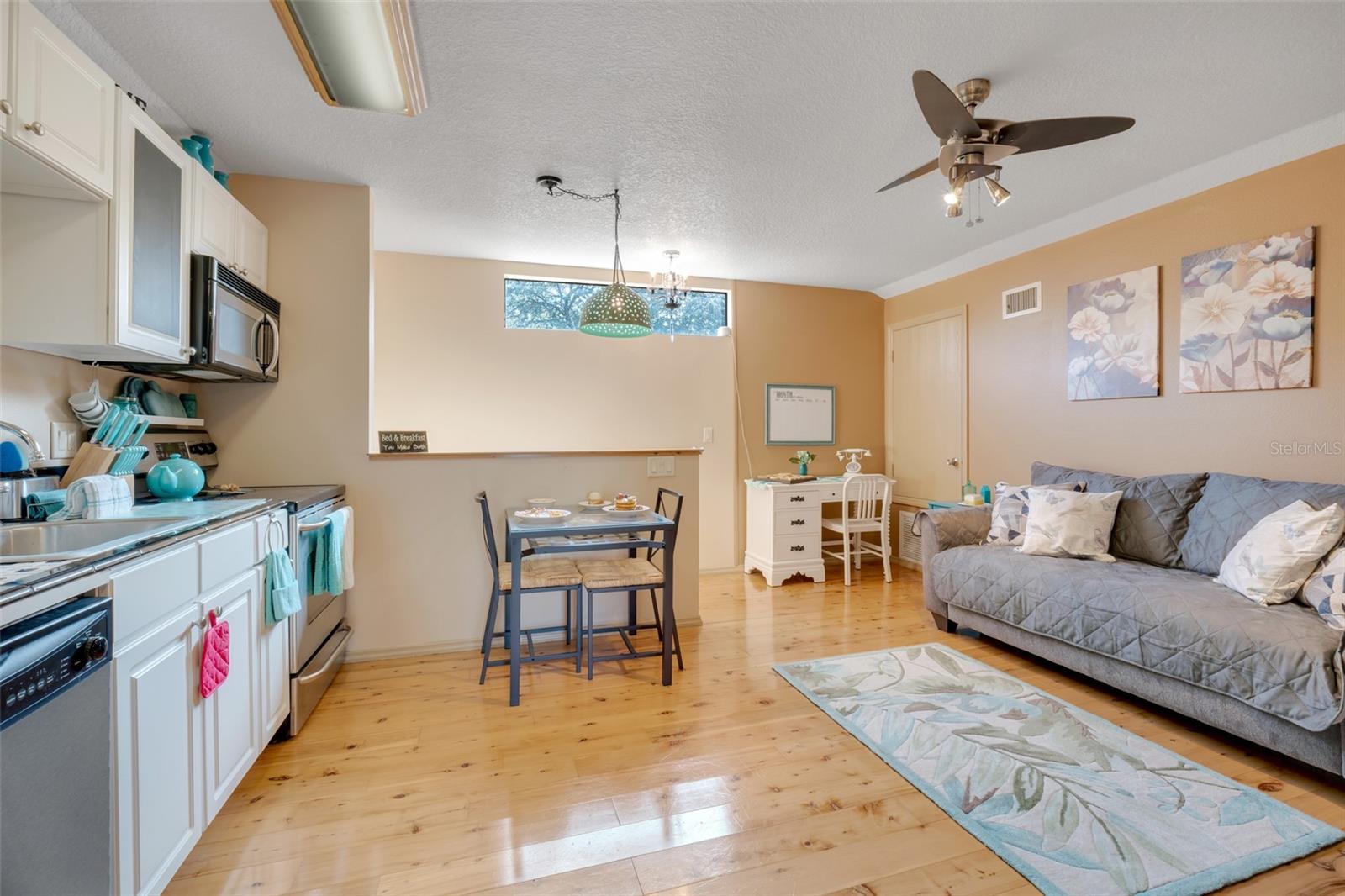 GROVELAND, Florida, 34736, United States, 4 Bedrooms Bedrooms, ,4 BathroomsBathrooms,Residential,For Sale,1695910