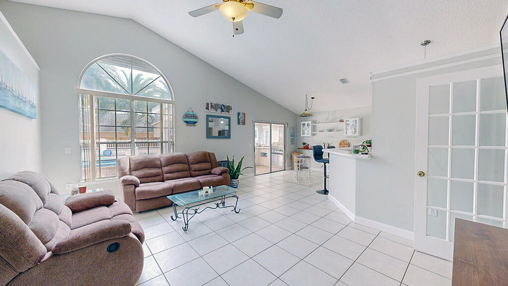 3329 Lake View Circle, Melbourne, Florida, 32934, United States, 4 Bedrooms Bedrooms, ,3 BathroomsBathrooms,Residential,For Sale,3329 Lake View Circle,1482644