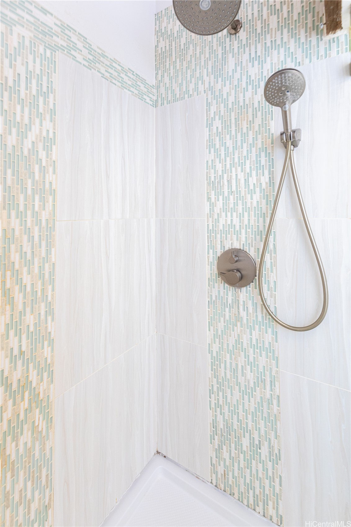 Kaneohe, Hawaii, 96744, United States, 2 Bedrooms Bedrooms, ,3 BathroomsBathrooms,Residential,For Sale,1988313