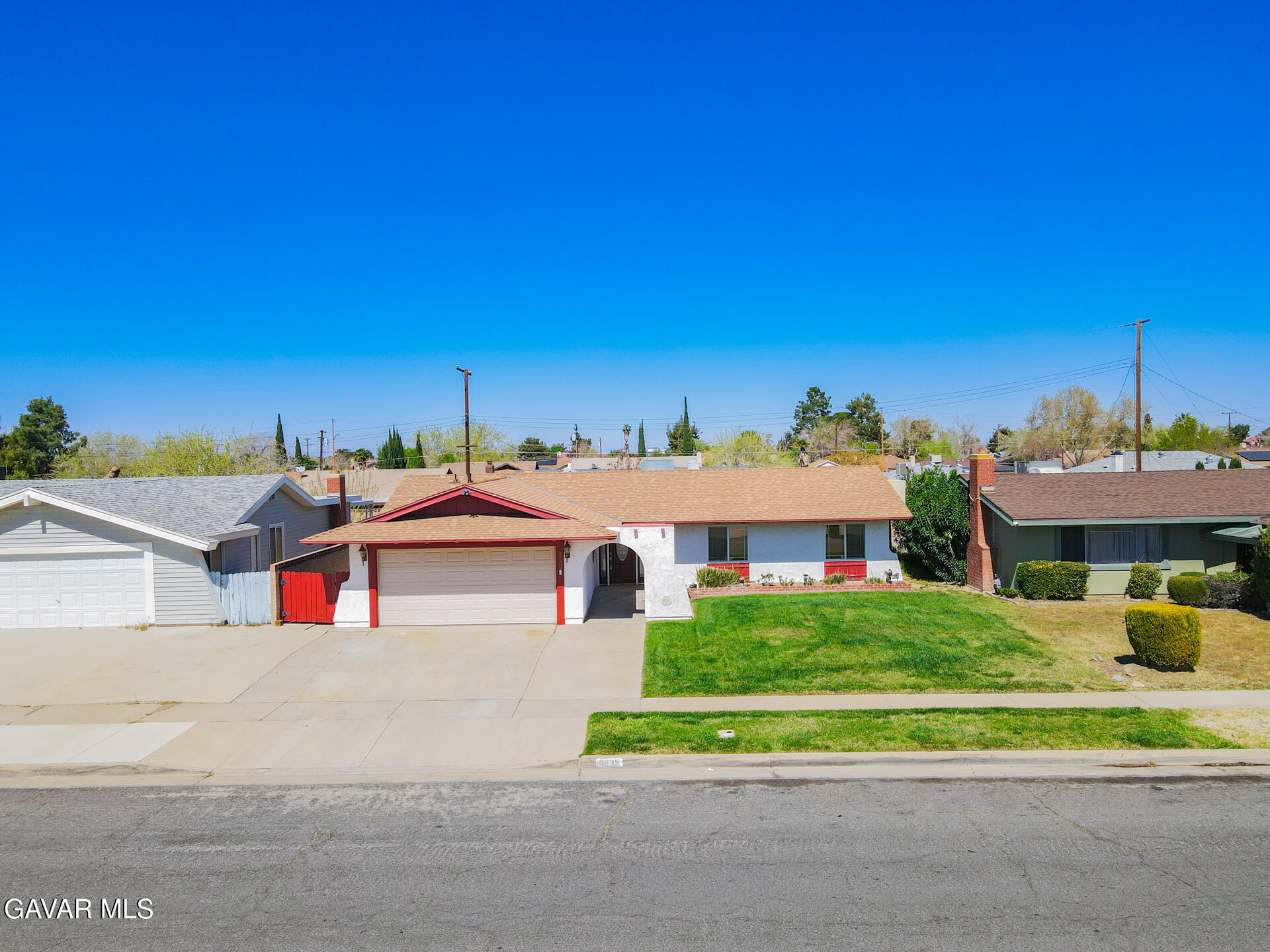 Palmdale, California, 93550, United States, 4 Bedrooms Bedrooms, ,2 BathroomsBathrooms,Residential,For Sale,2028325