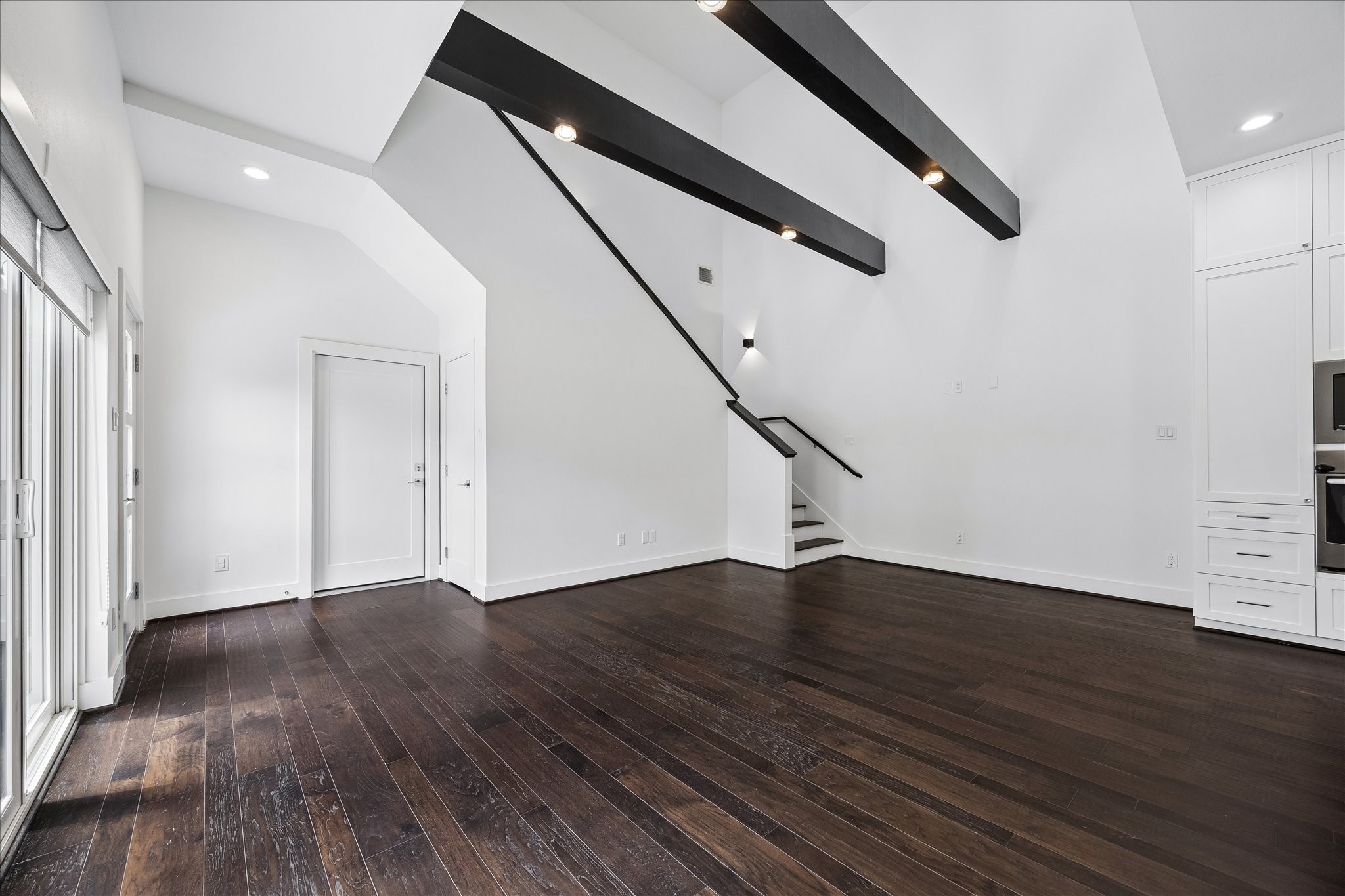  7702 Jacquelyn Oaks Road - 物件實景