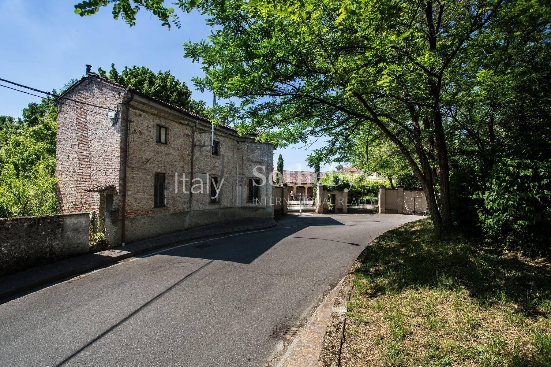  Historic villa with large park in the countryside of Cremona - 物件實景