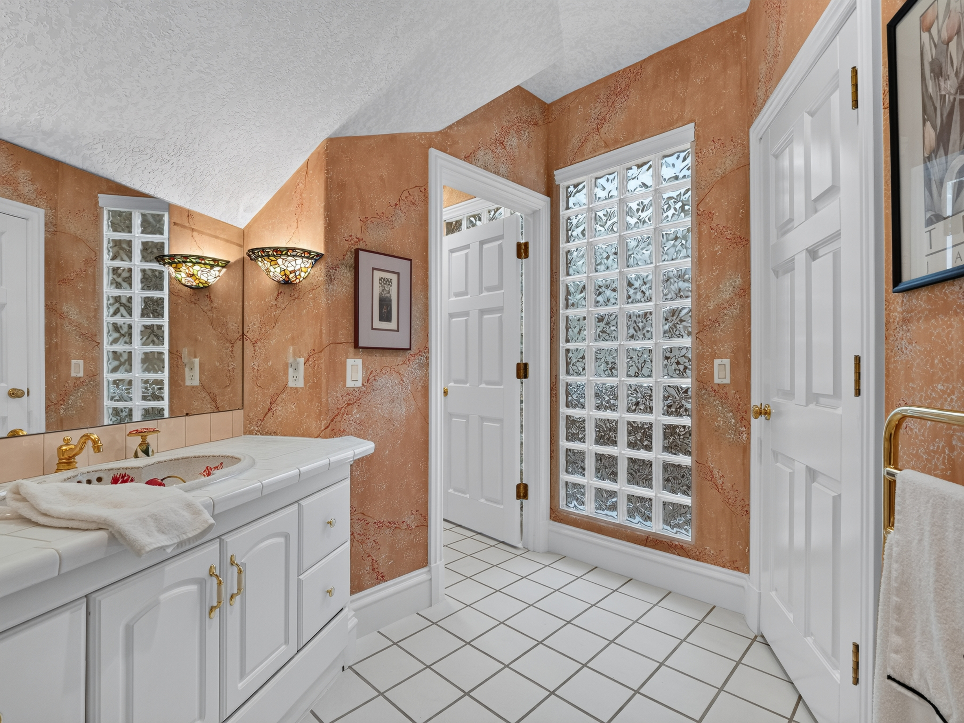  Timeless 4 Bedroom Home on Lake Tippecanoe - 物件實景