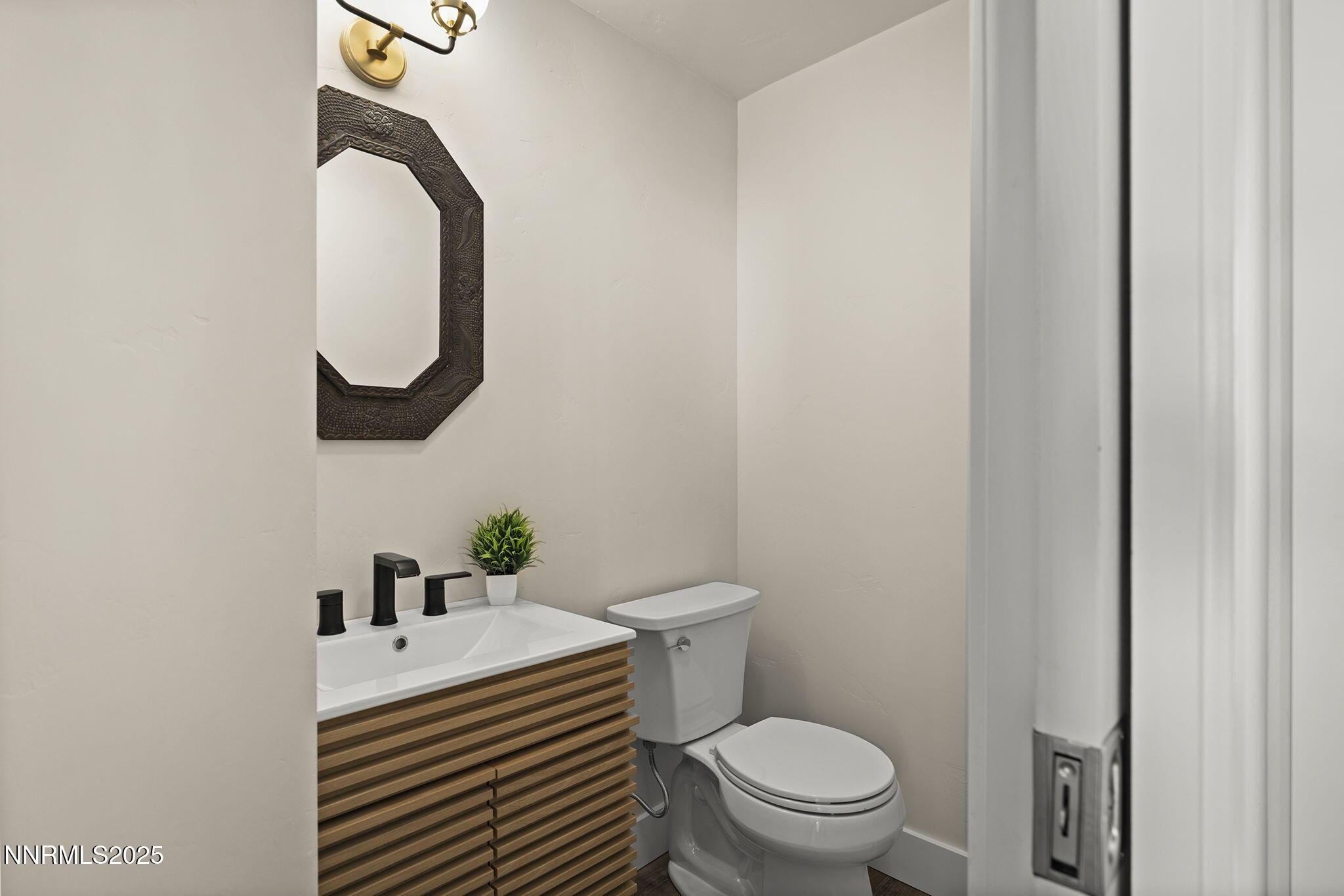 Reno, Nevada, 89521, United States, 3 Bedrooms Bedrooms, ,3 BathroomsBathrooms,Residential,For Sale,1988290